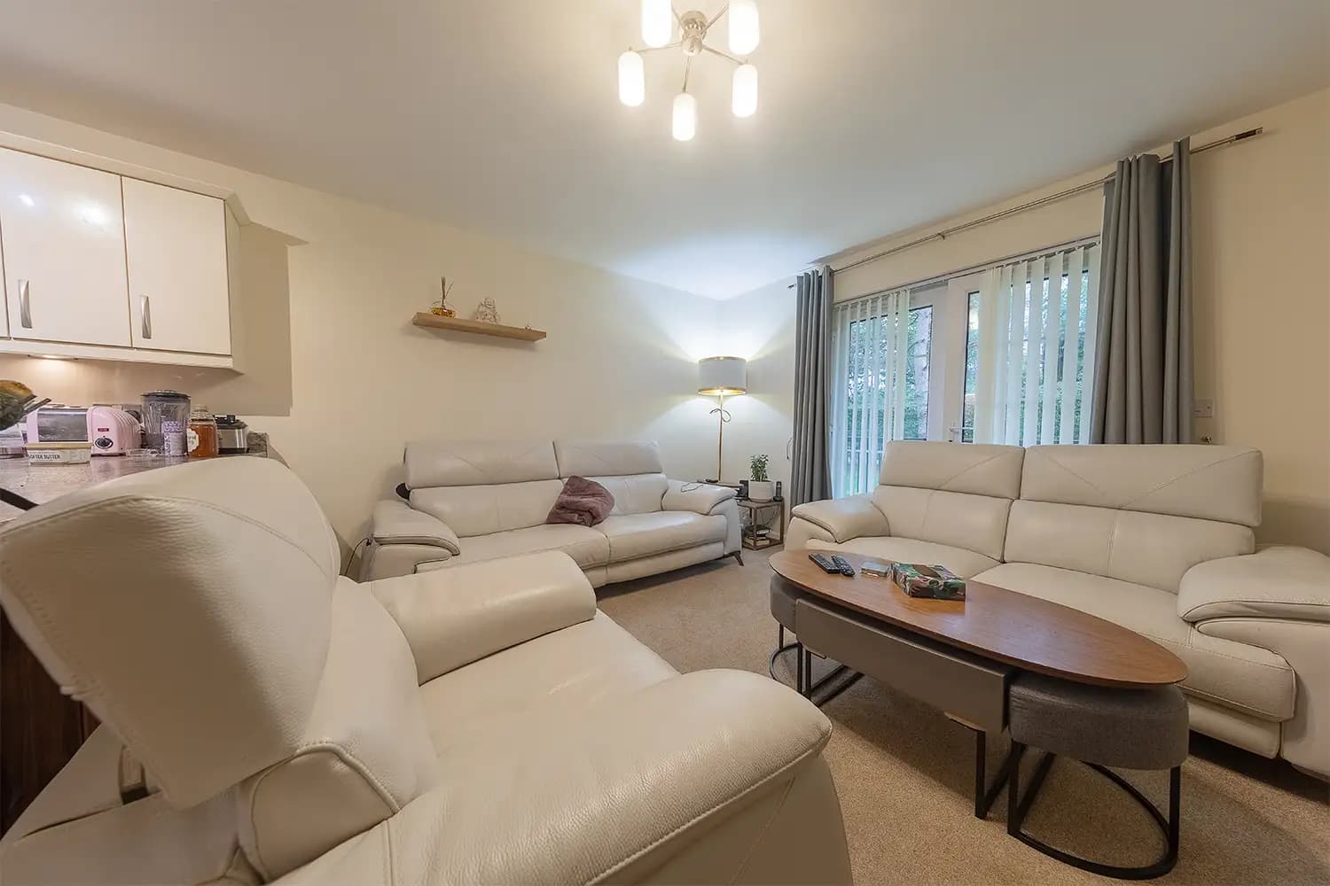 property photo 2 of 20