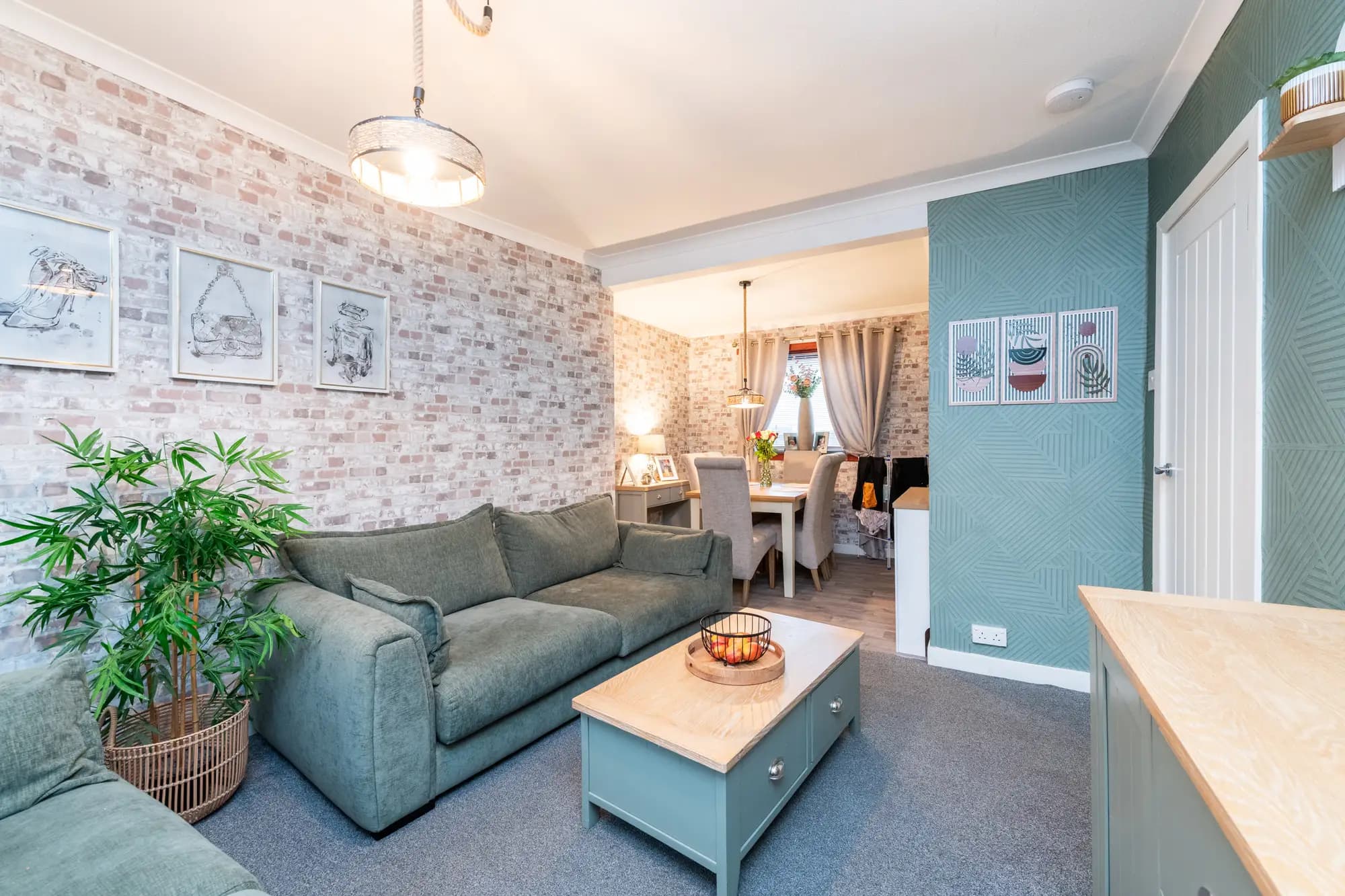 property photo 5 of 36