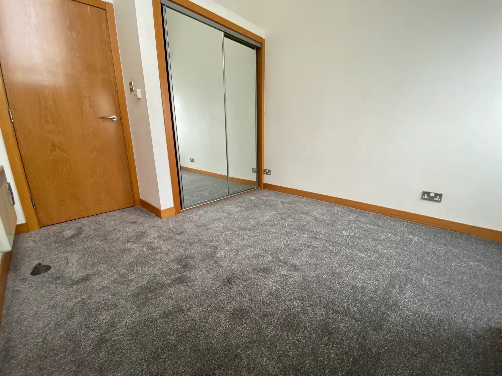 property photo 12 of 21