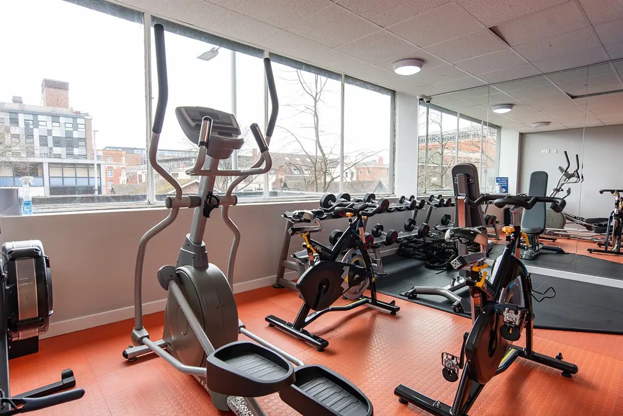 property photo 10 of 16