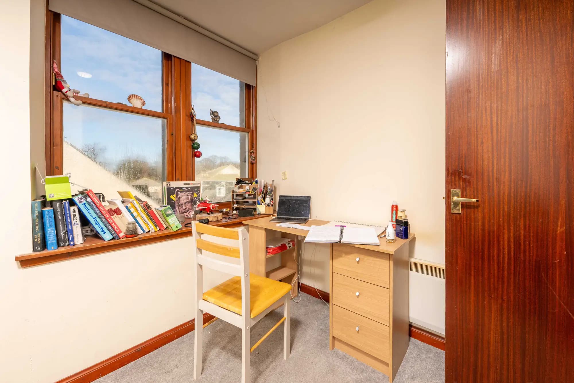 property photo 23 of 30