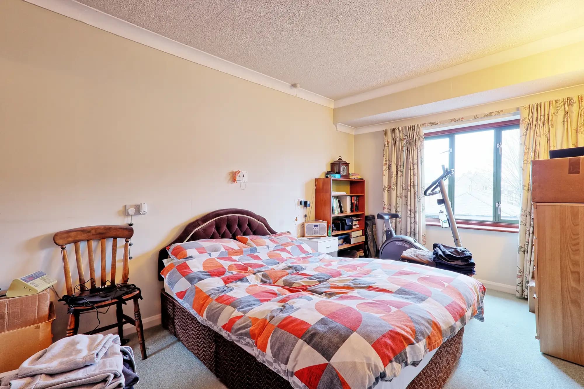 property photo 10 of 17