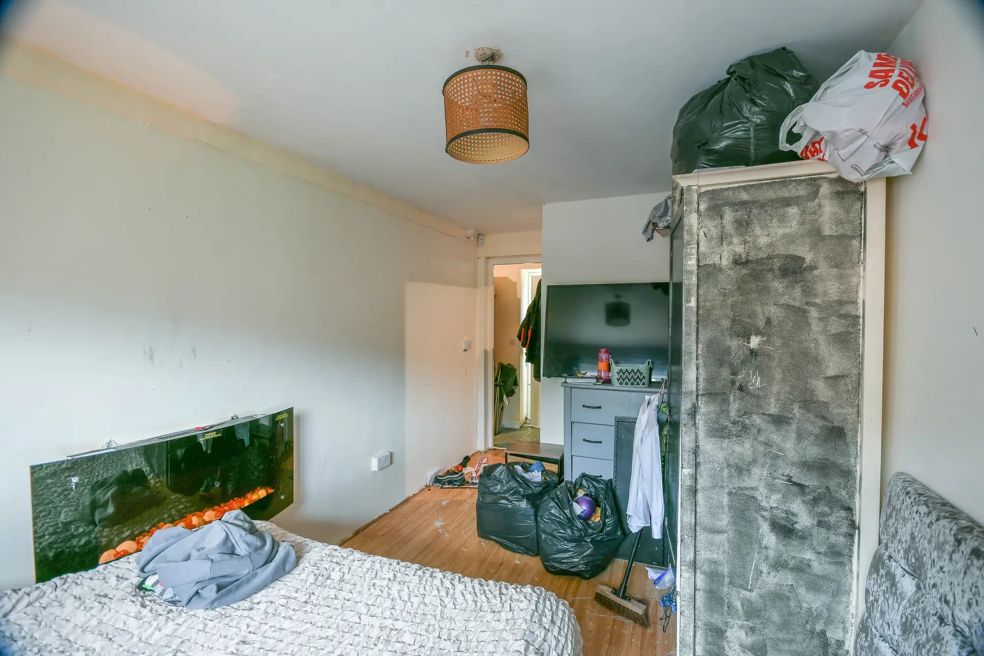 property photo 16 of 24