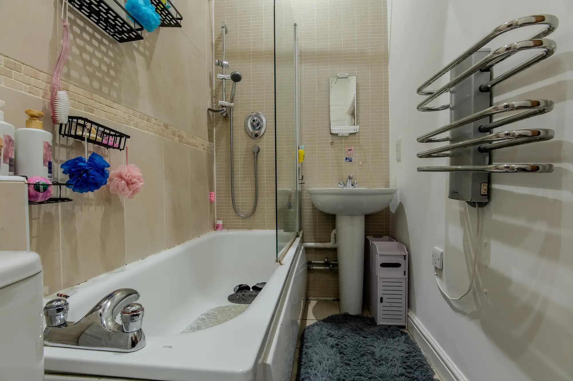 property photo 6 of 20