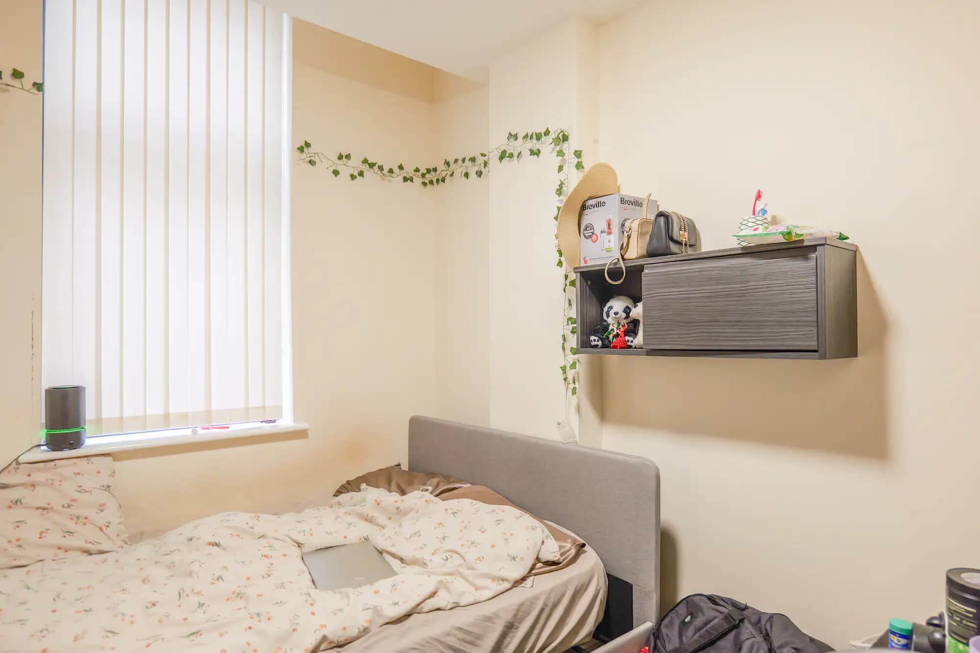 property photo 4 of 13