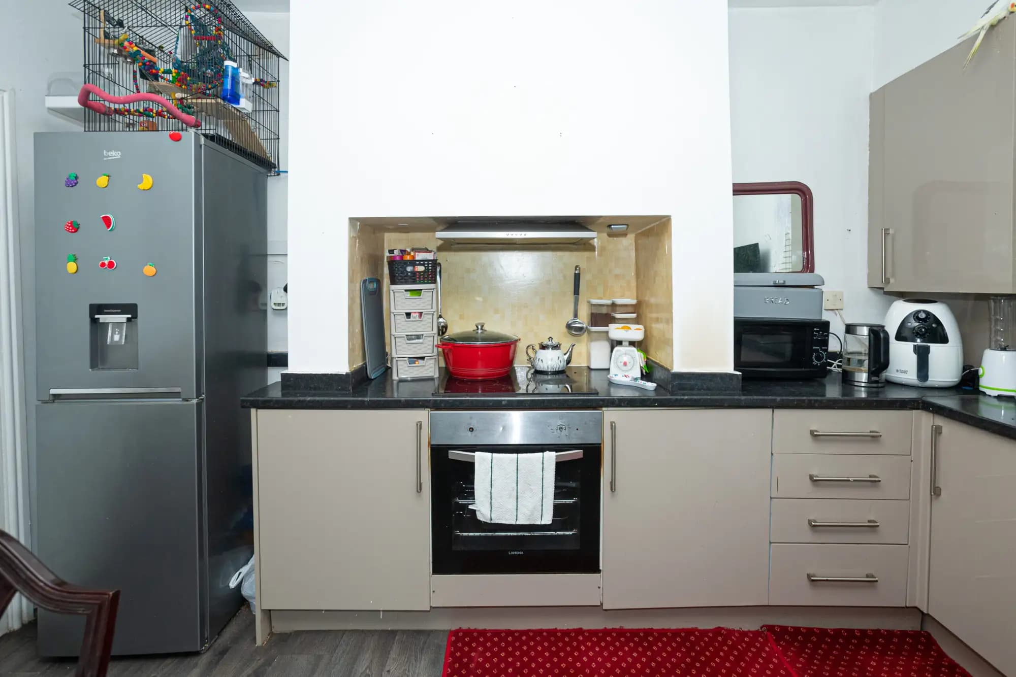 property photo 5 of 20