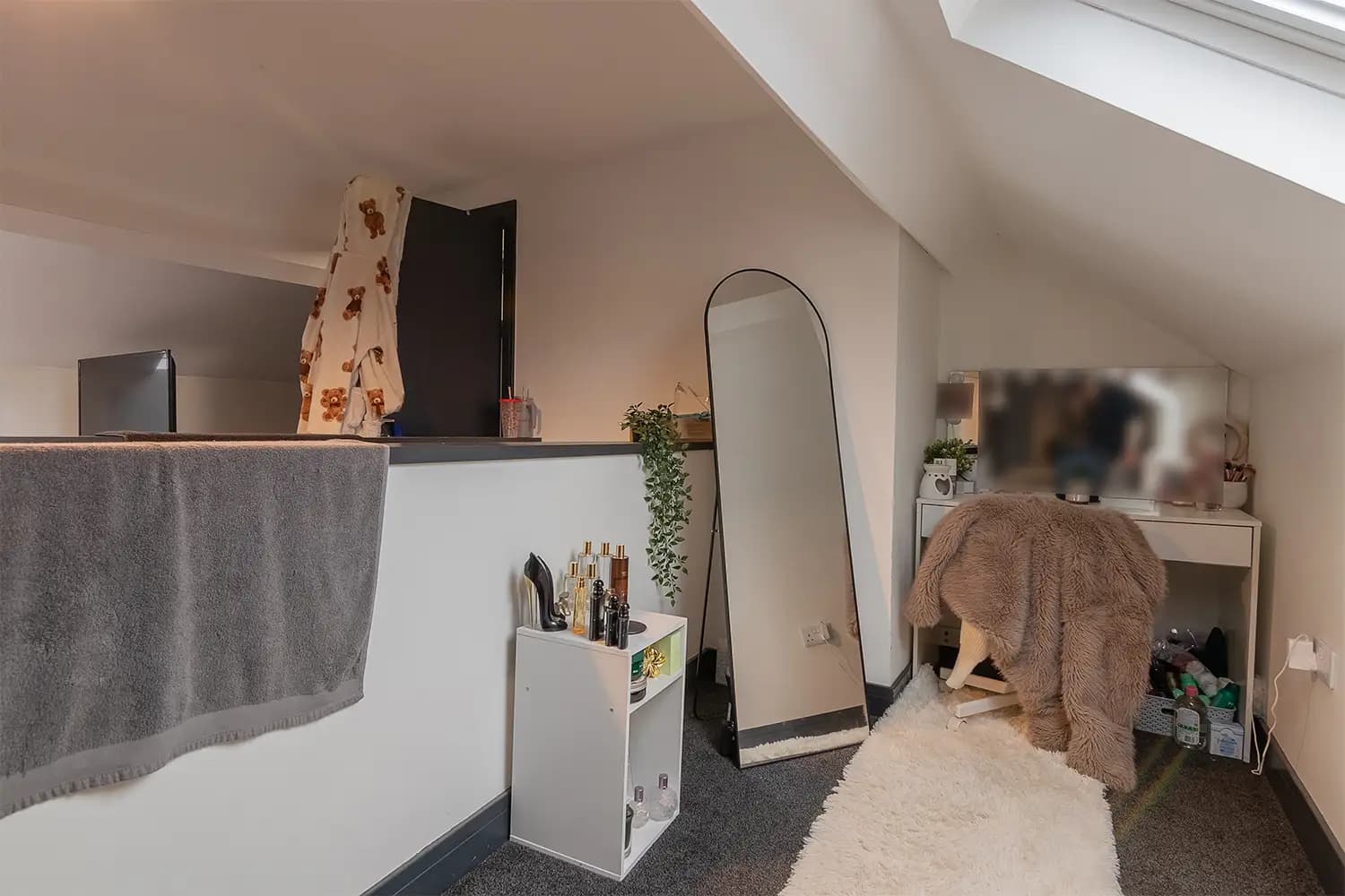 property photo 26 of 42