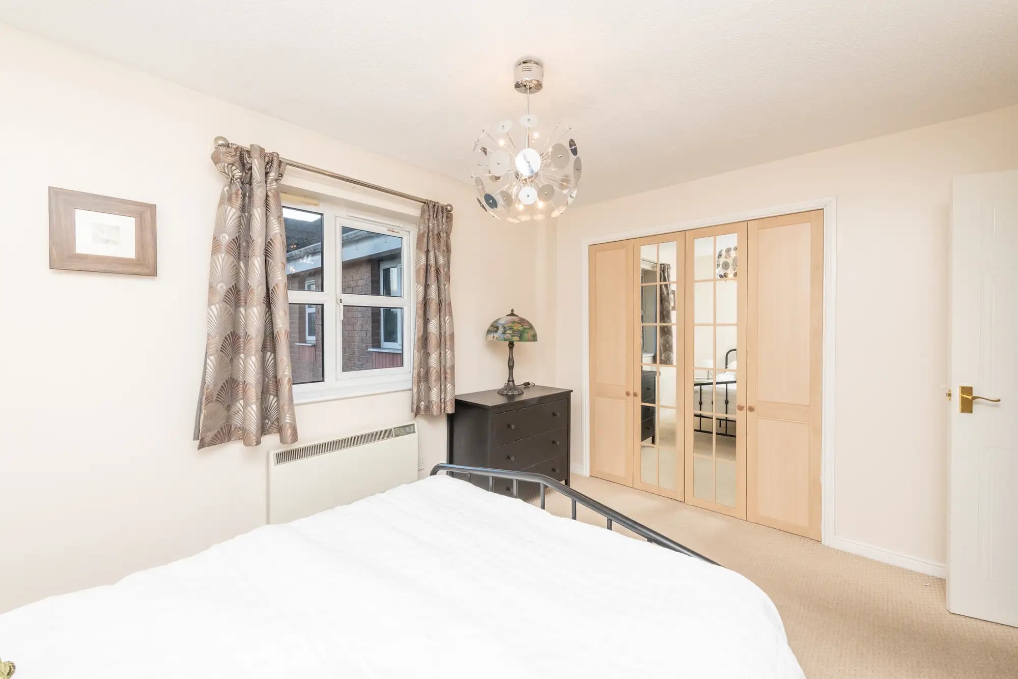 property photo 13 of 32