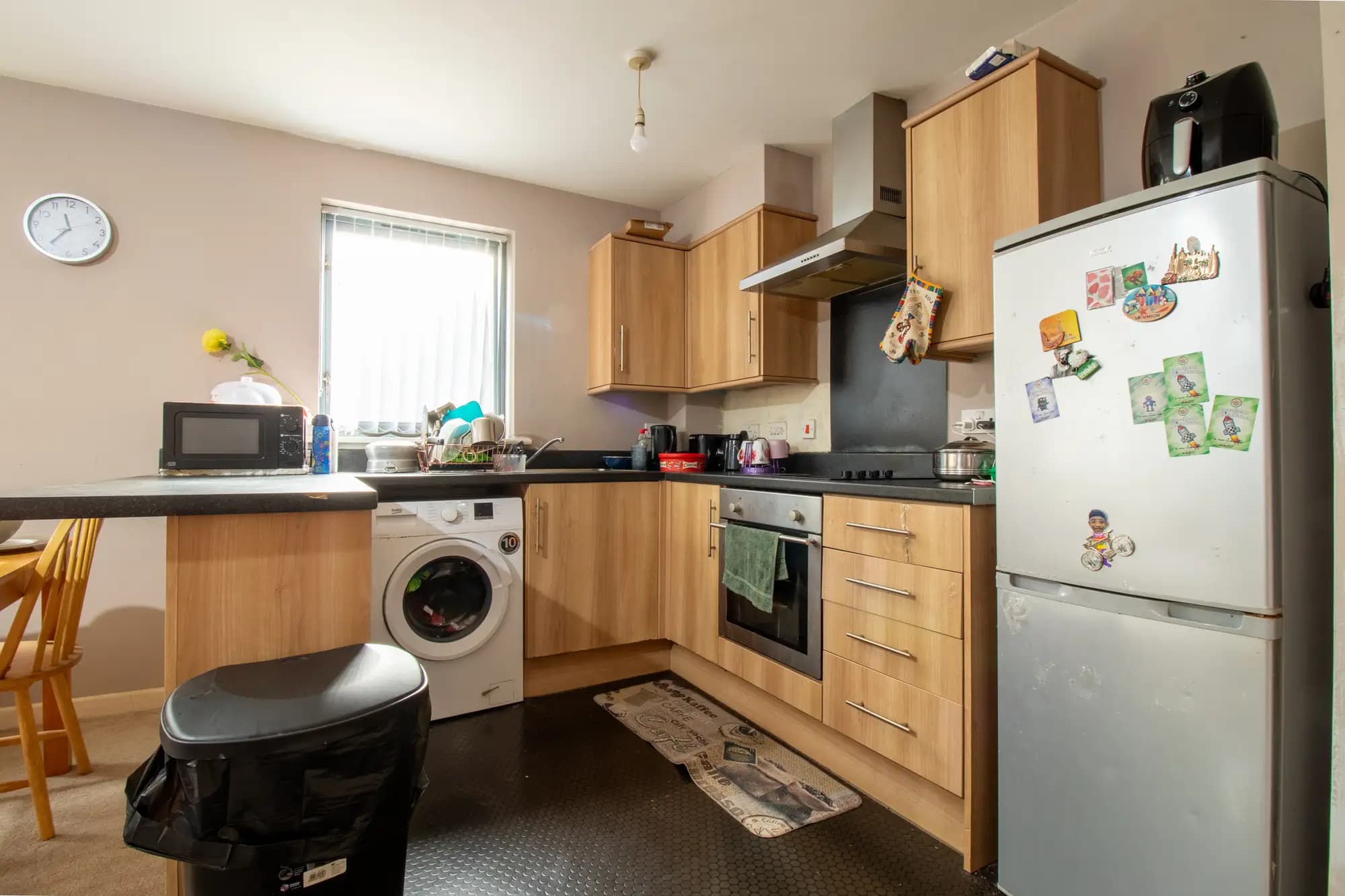 property photo 4 of 13