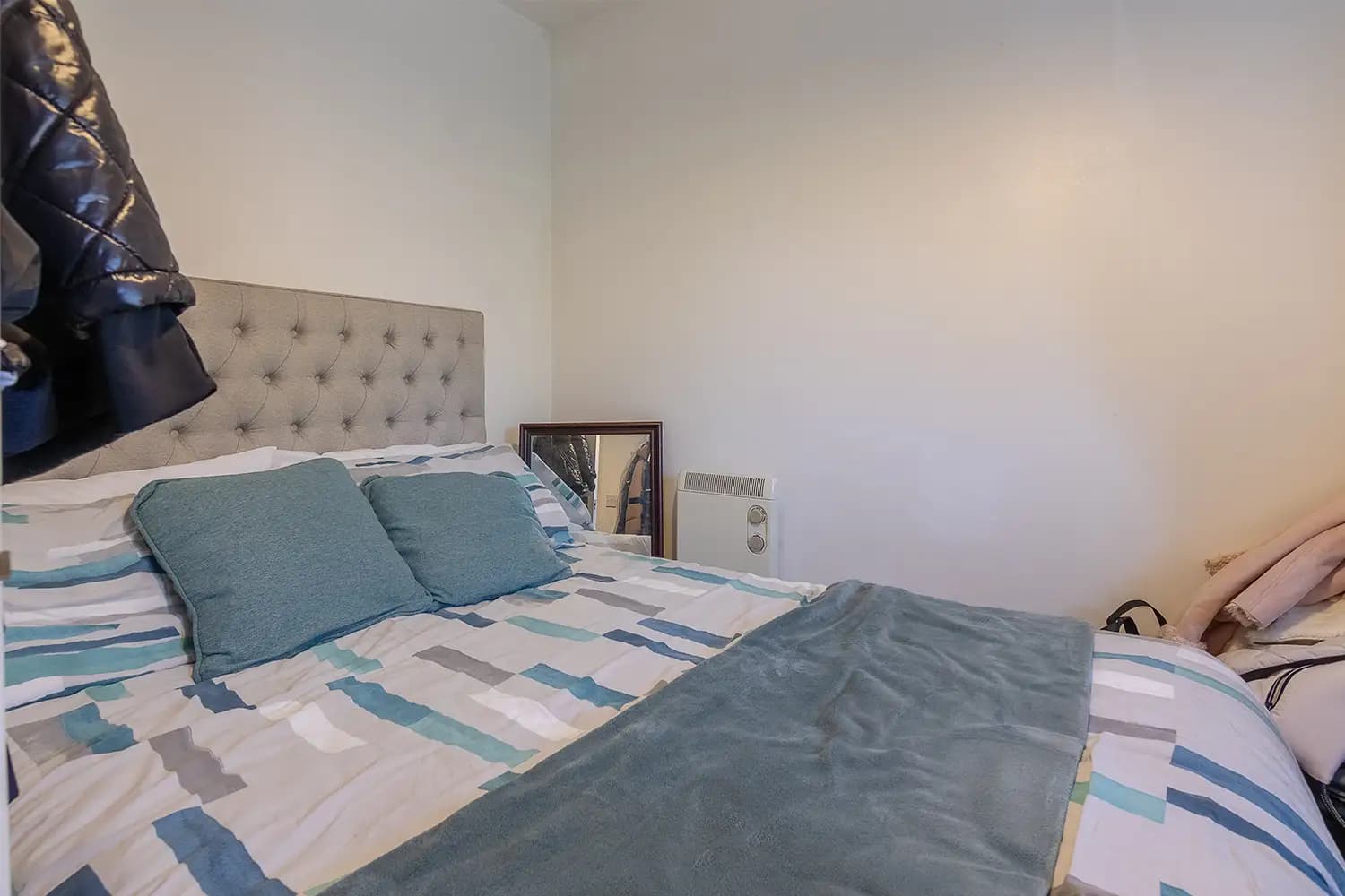 property photo 12 of 34