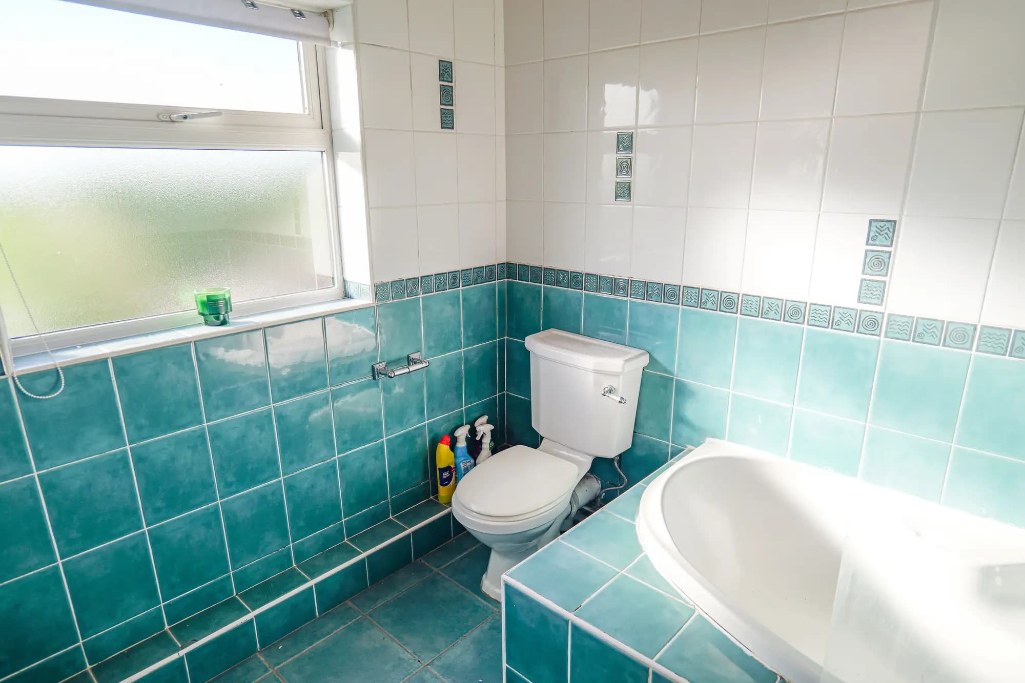 property photo 8 of 23