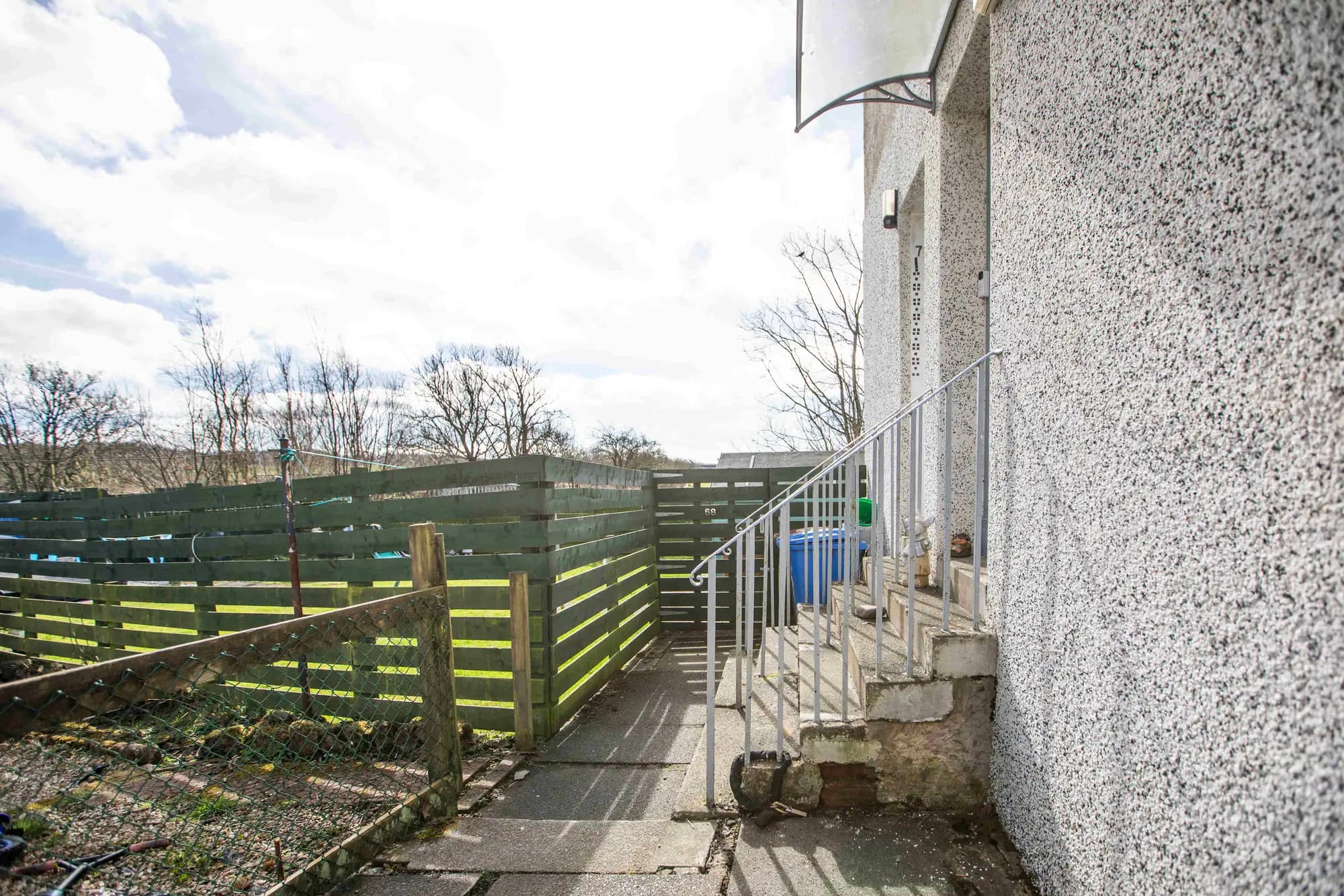 property photo 25 of 30