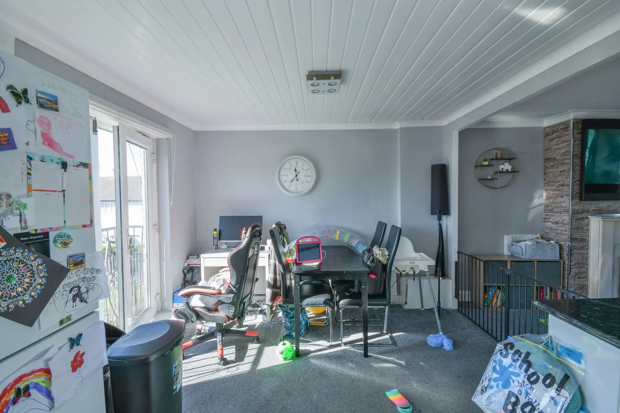 property photo 6 of 20