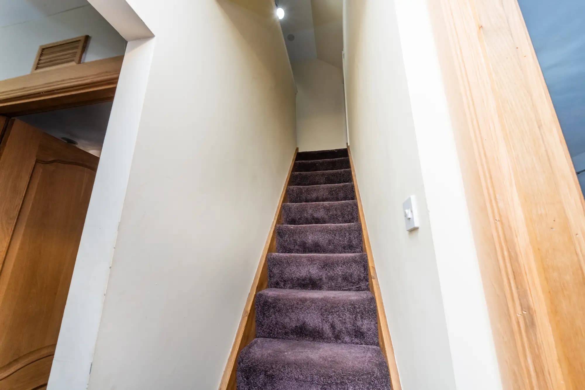 property photo 25 of 34