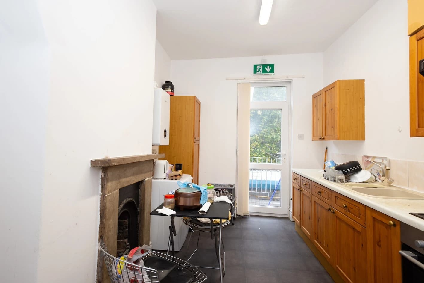 property photo 6 of 19
