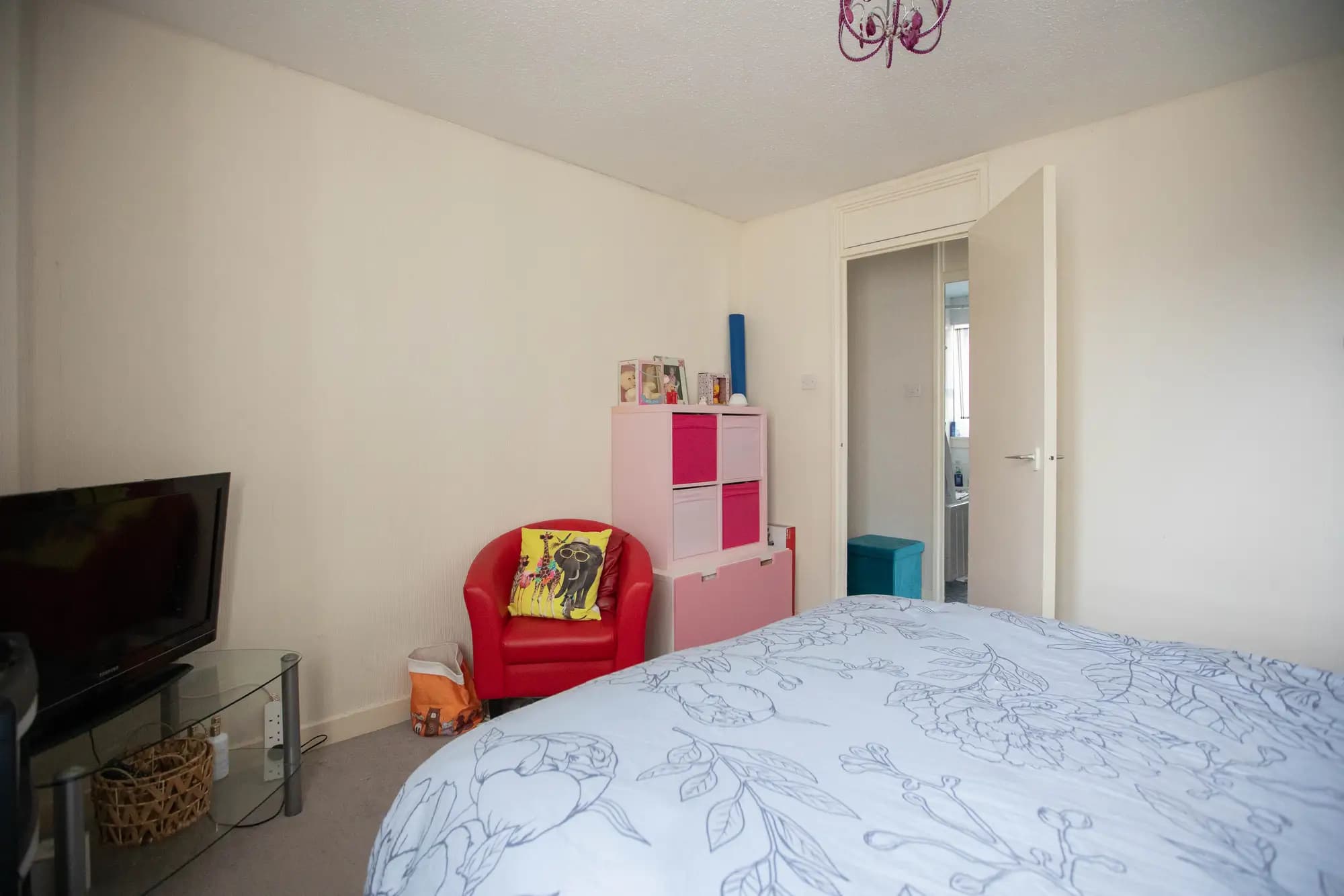 property photo 18 of 33