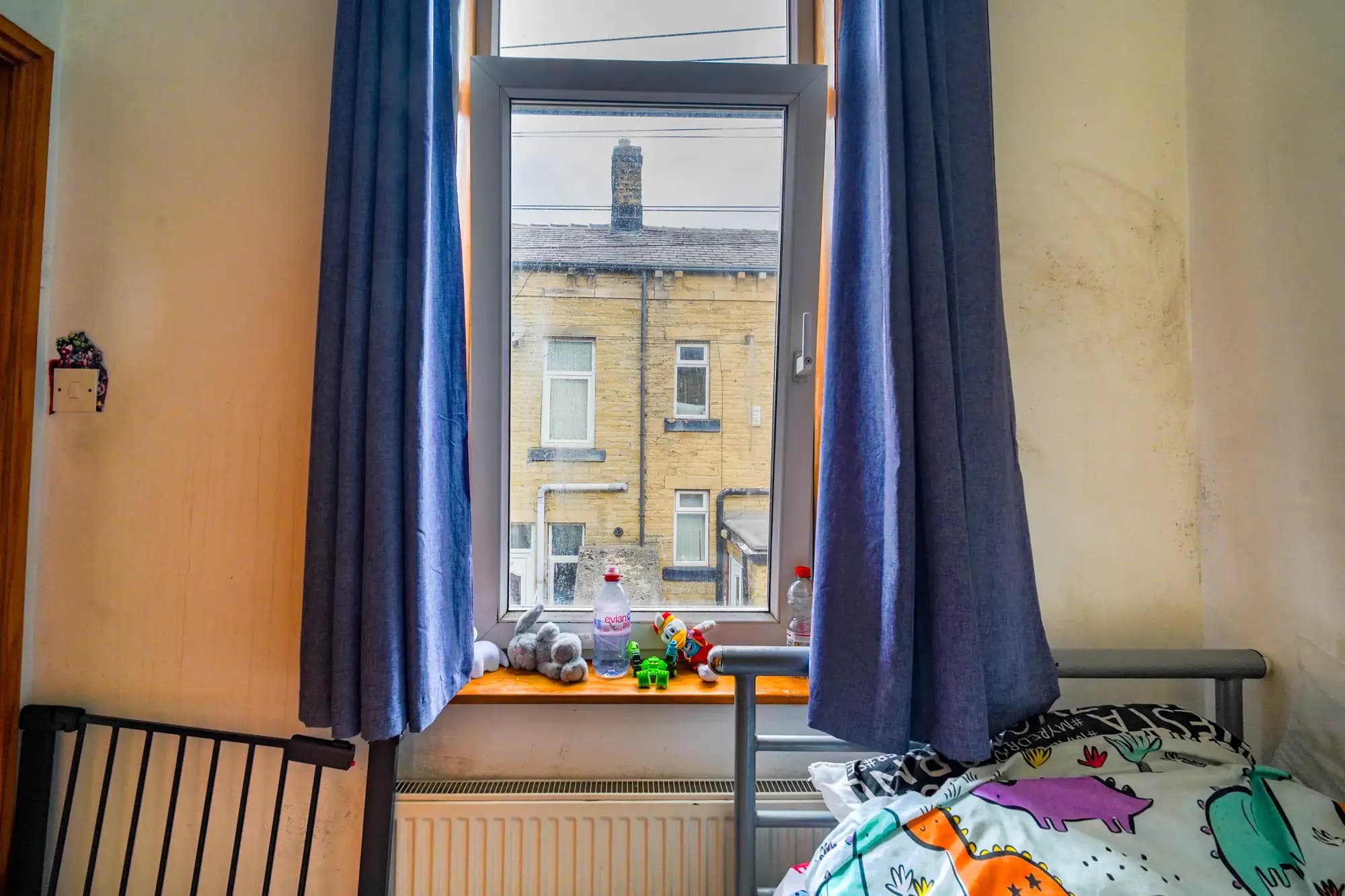 property photo 10 of 25