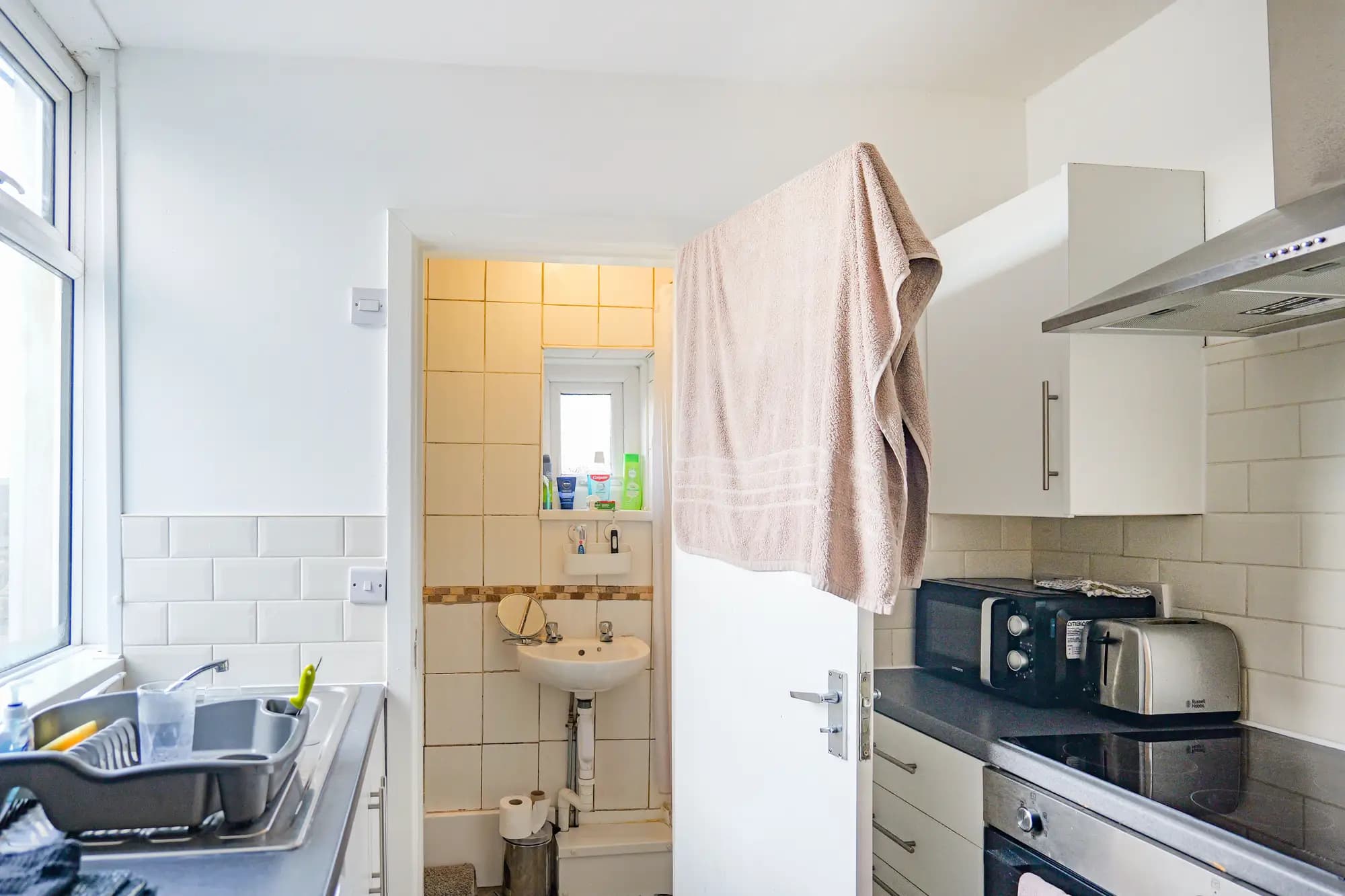 property photo 9 of 26