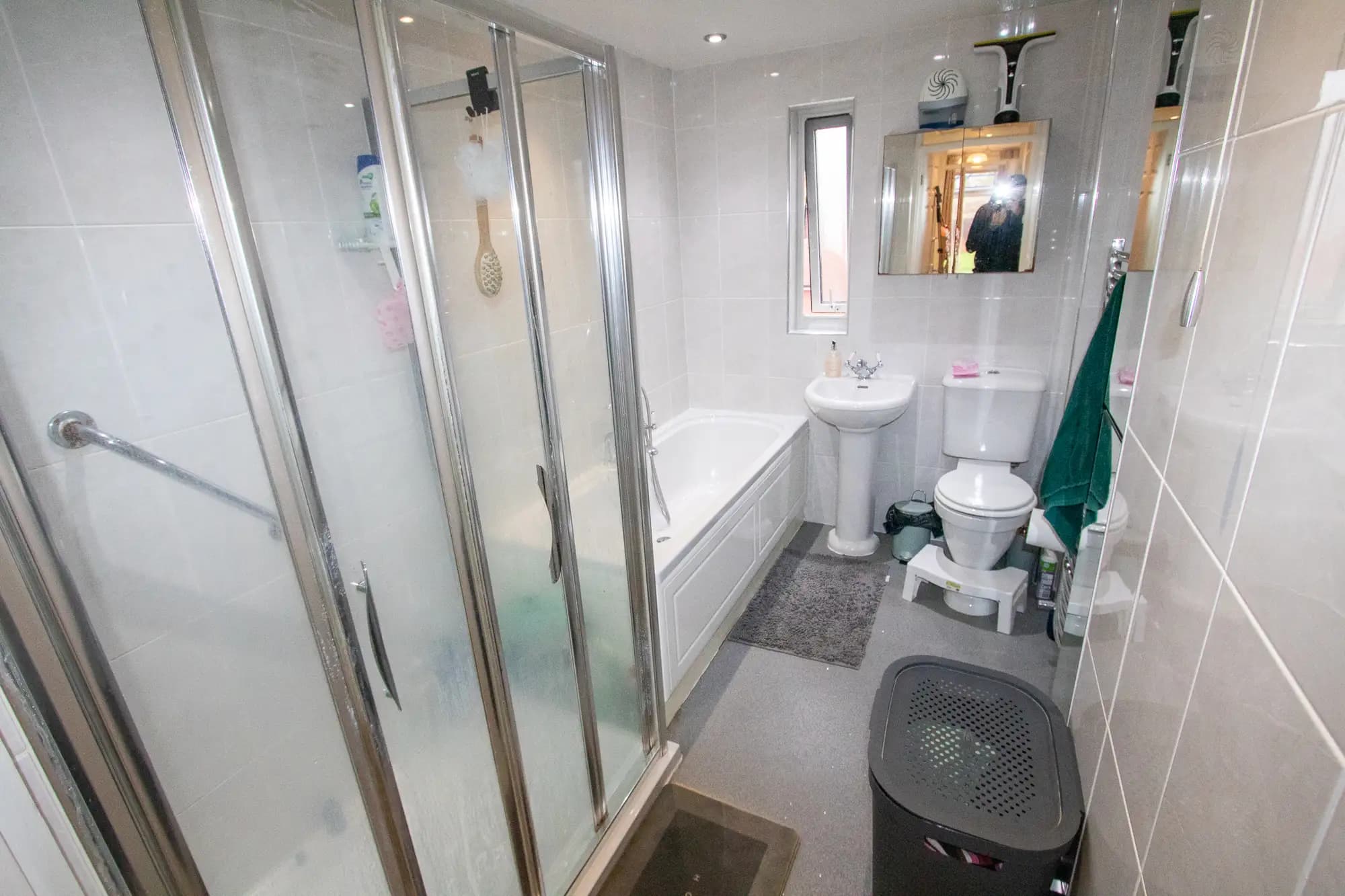 property photo 9 of 19