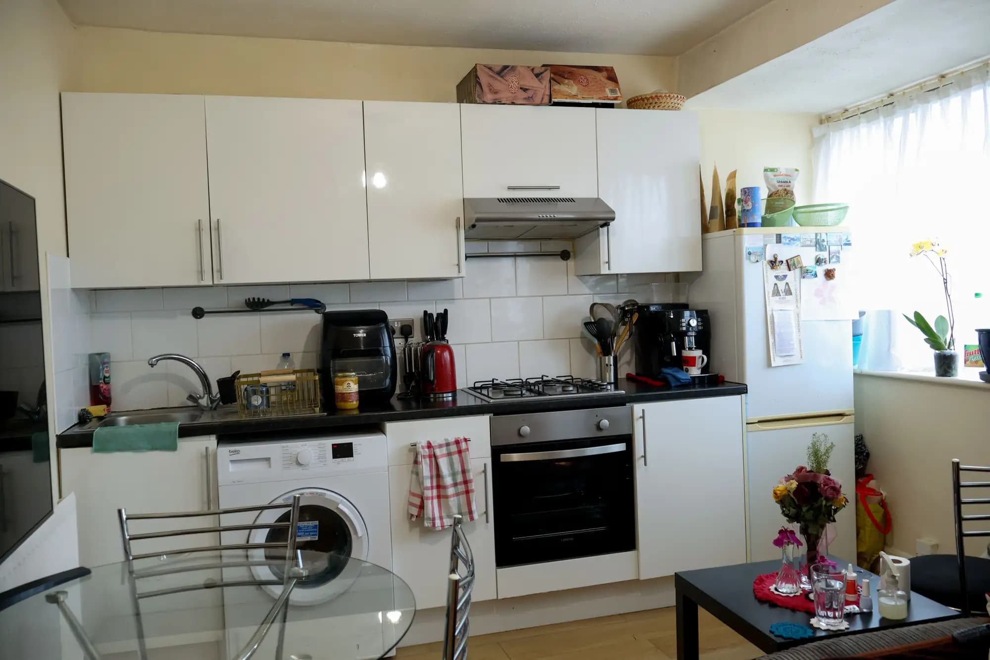 property photo 6 of 19