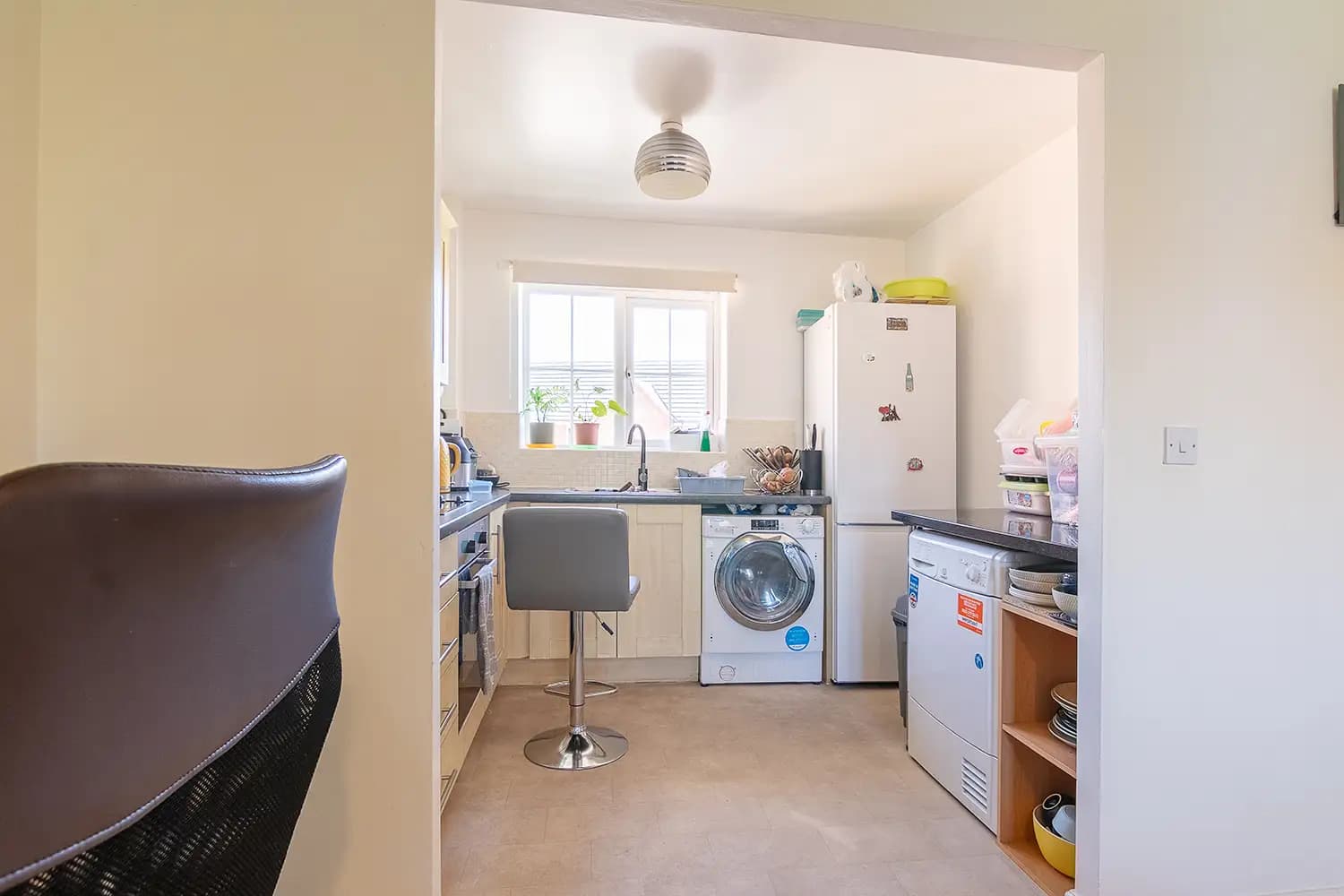 property photo 8 of 34