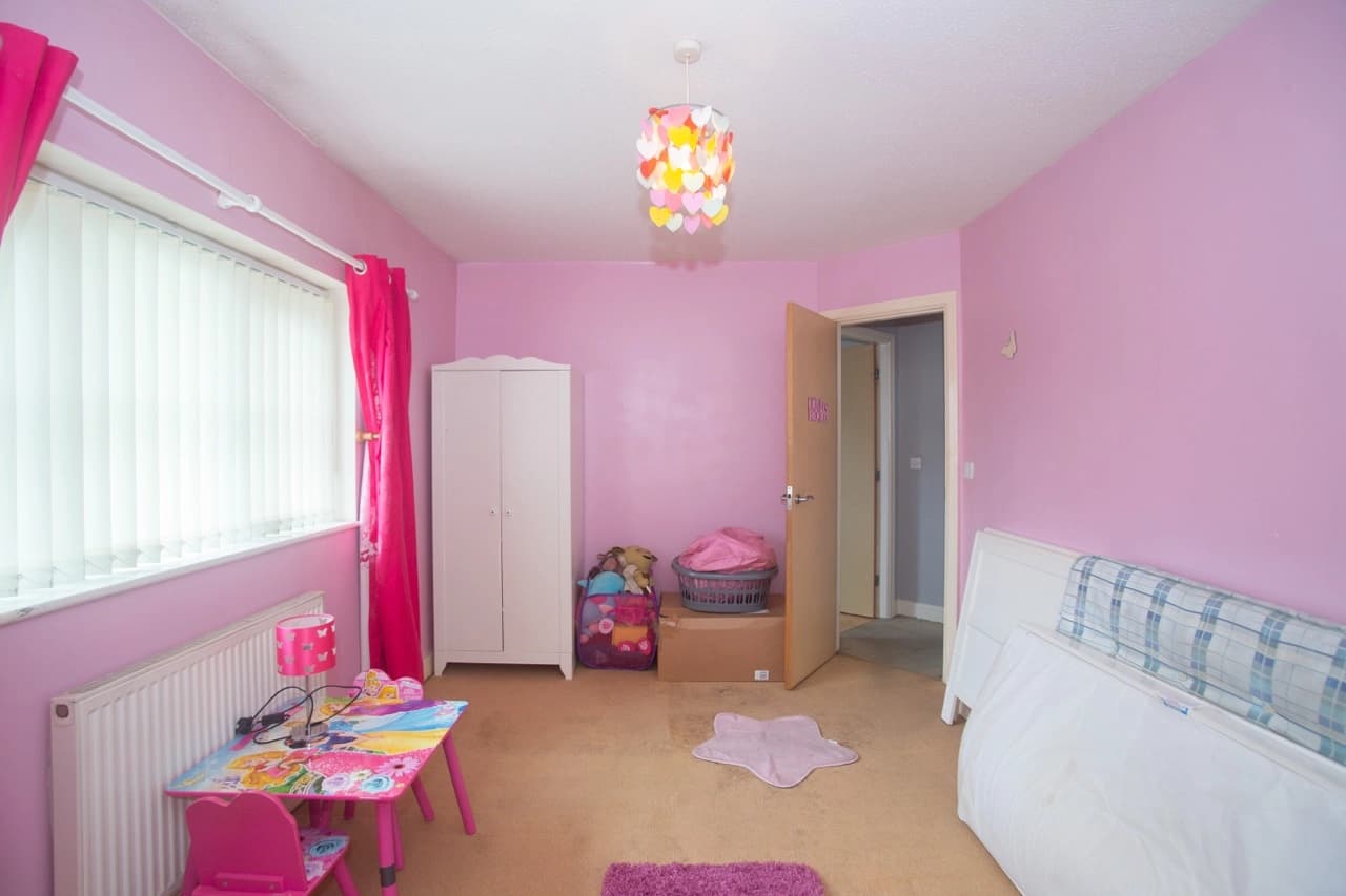 property photo 23 of 31