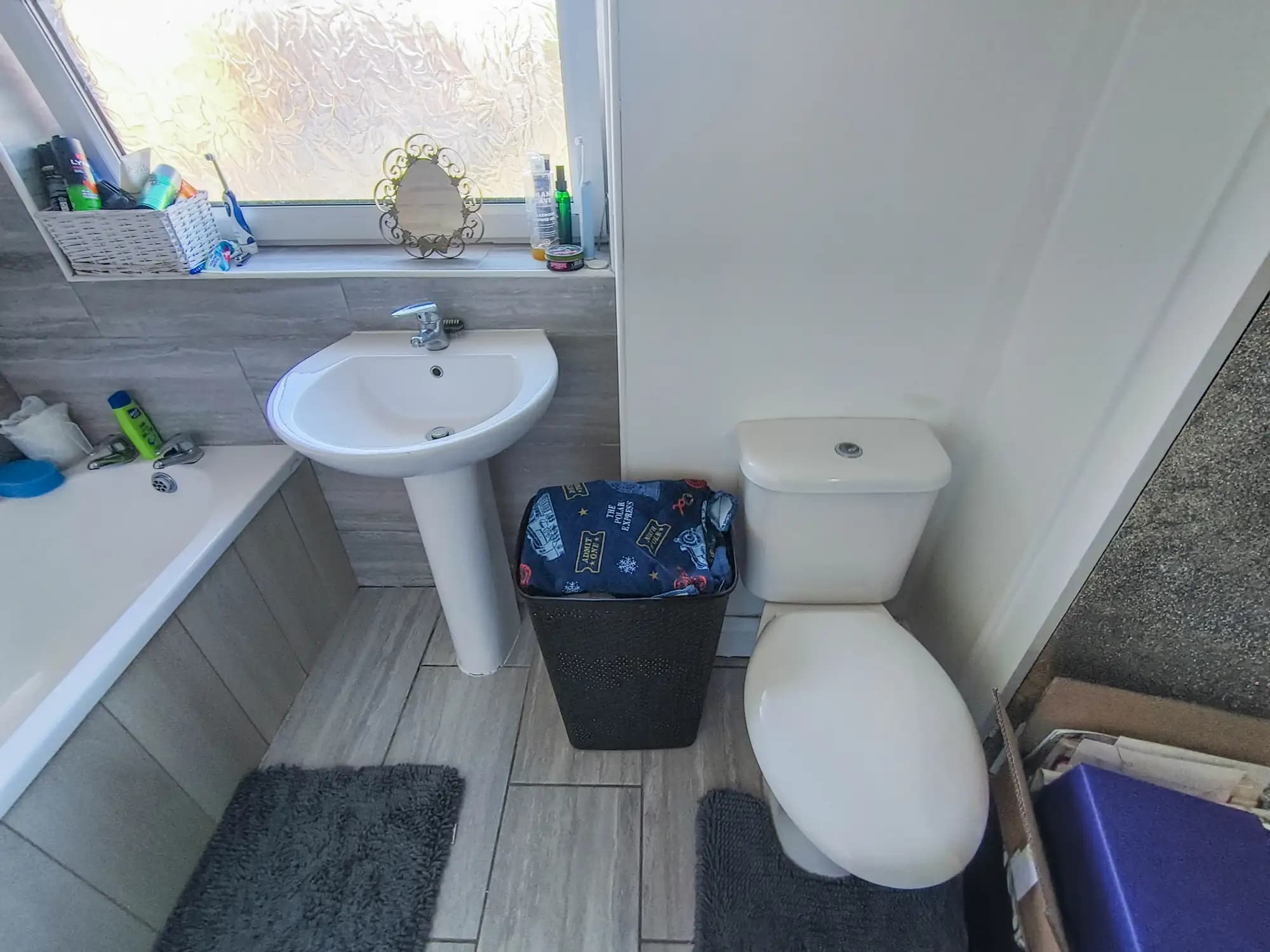 property photo 9 of 20