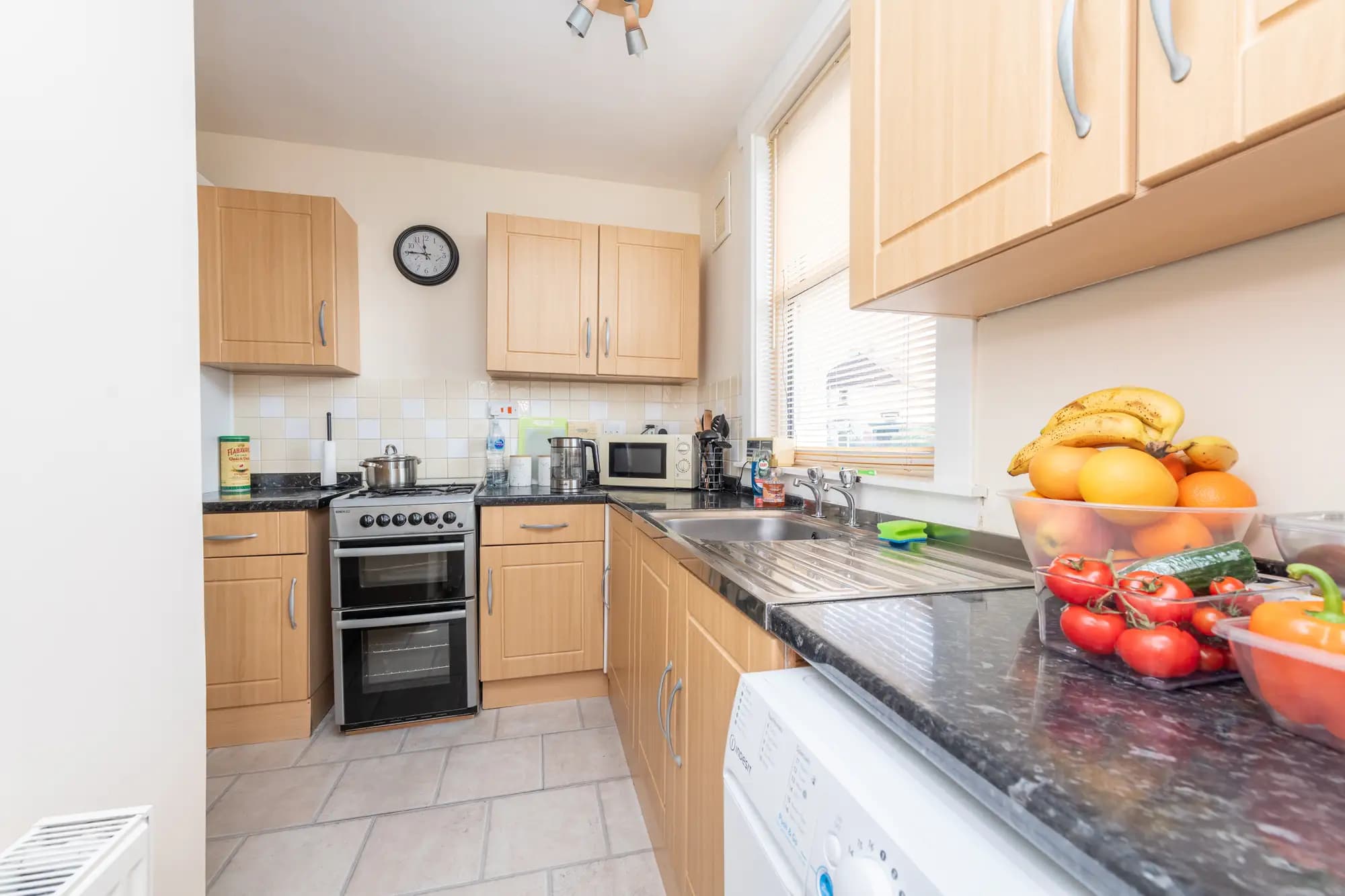 property photo 8 of 28