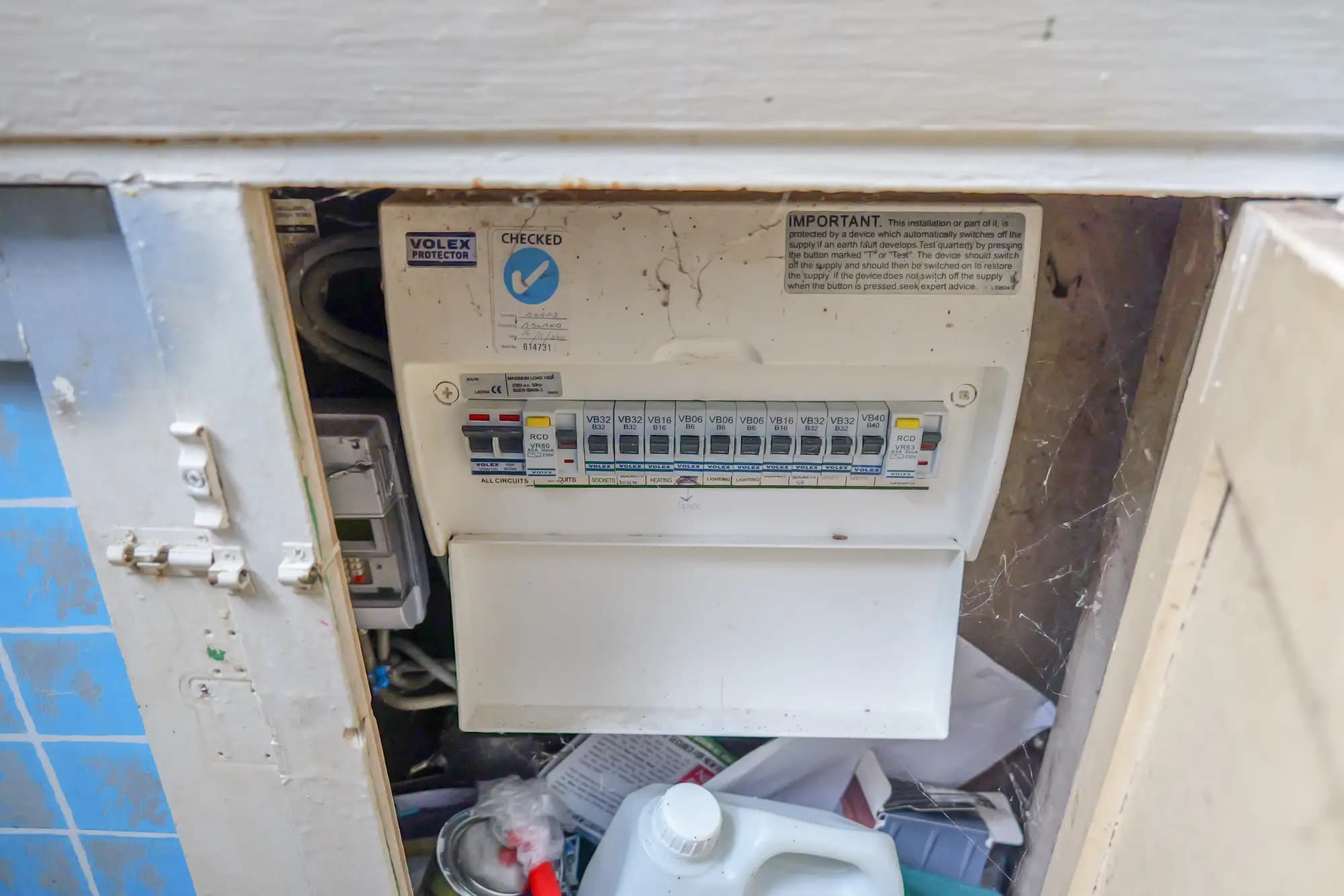 property photo 21 of 25