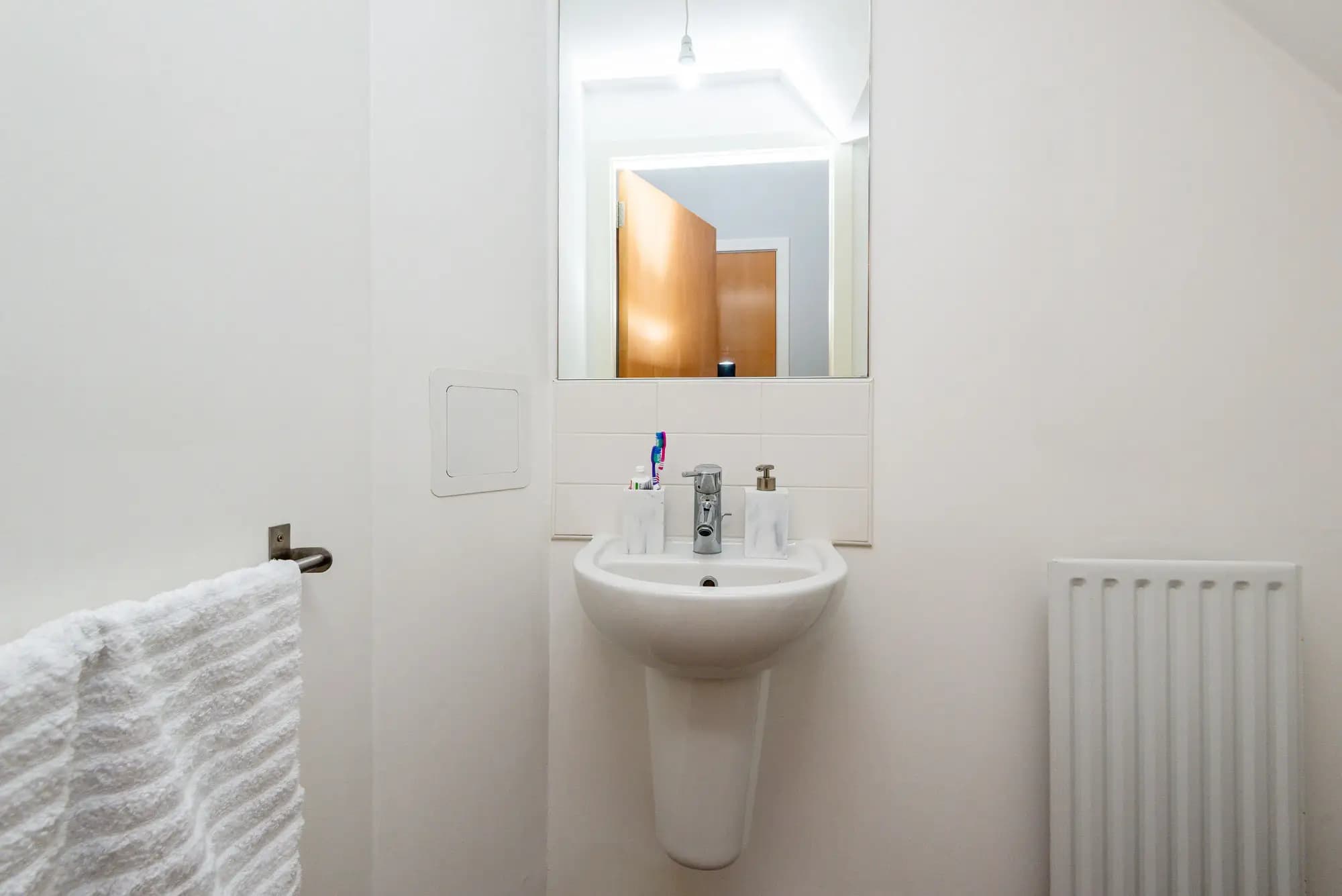 property photo 10 of 15