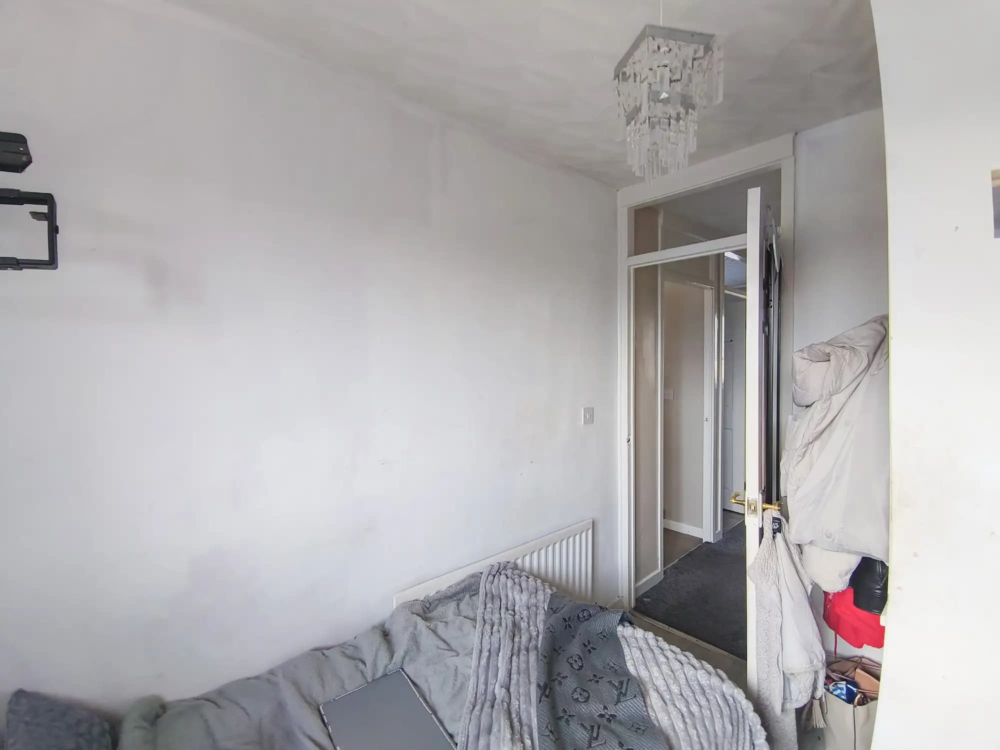 property photo 15 of 19