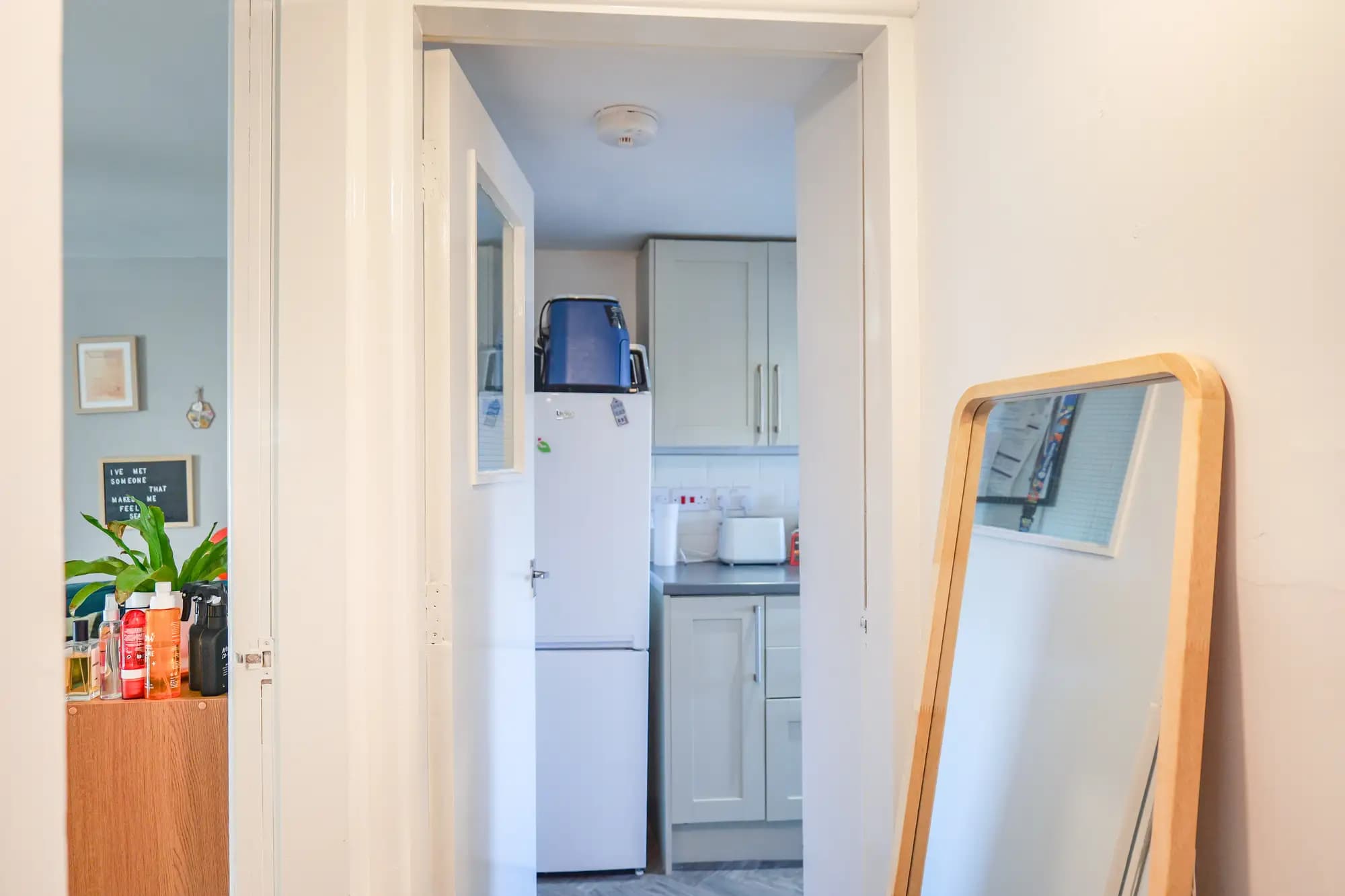 property photo 17 of 23