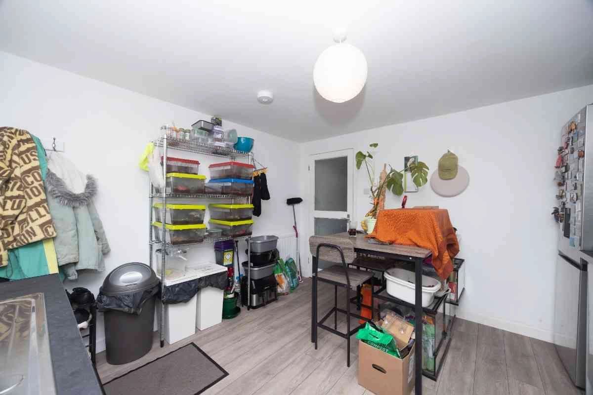 property photo 7 of 21