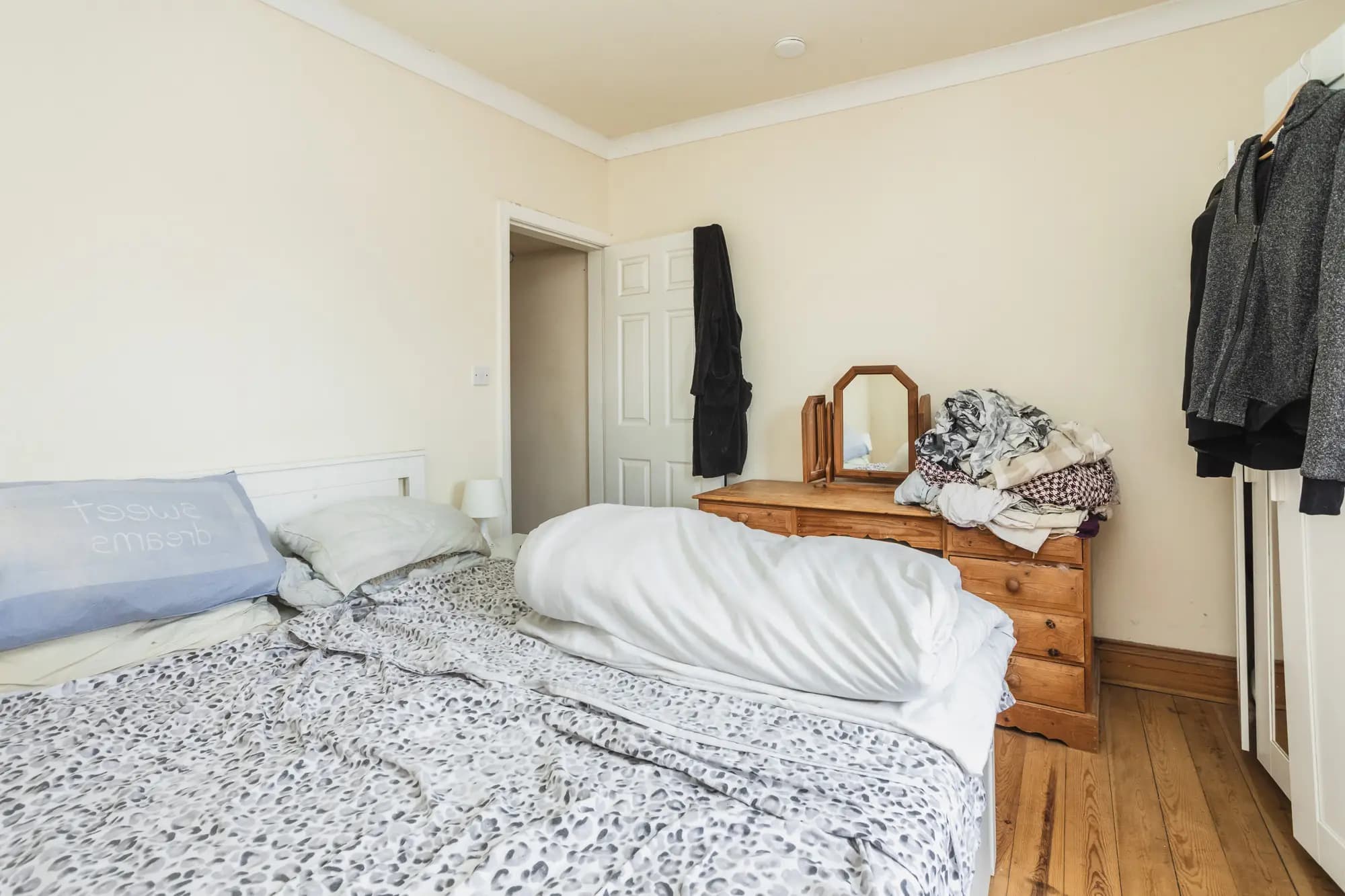 property photo 13 of 23