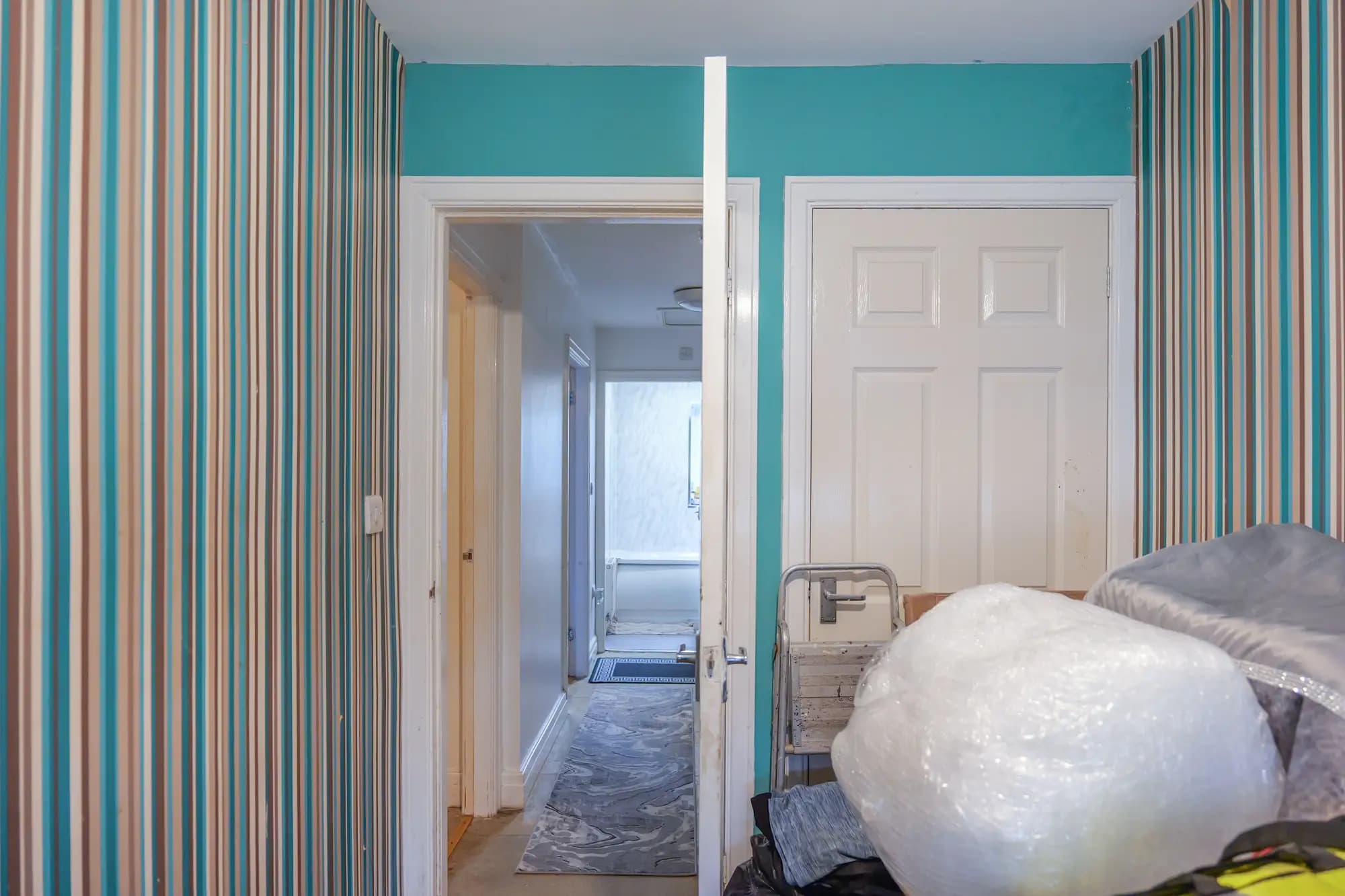 property photo 16 of 25