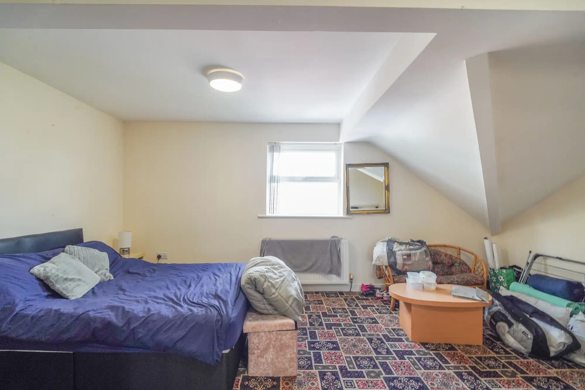 property photo 11 of 19