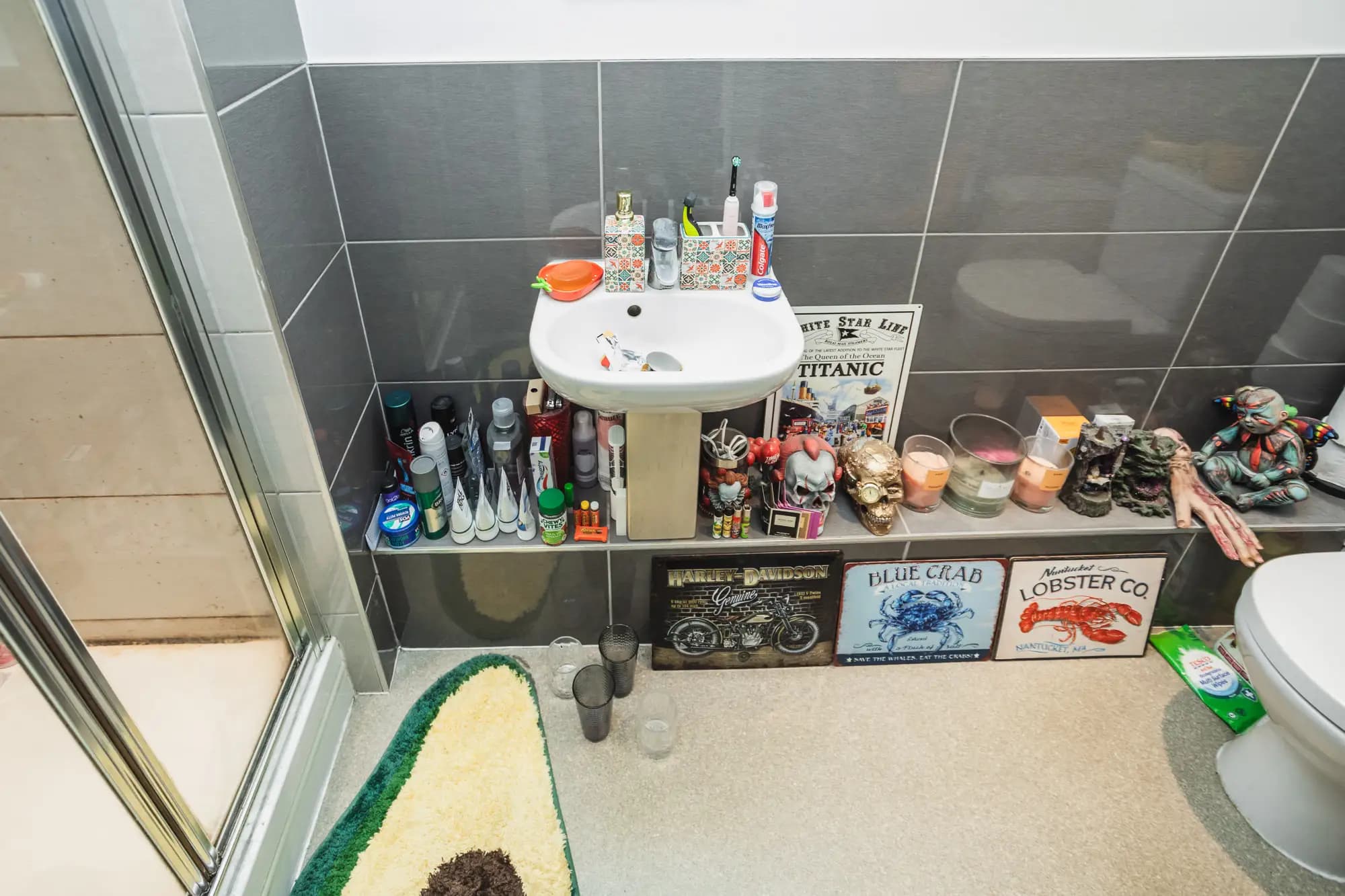 property photo 7 of 25