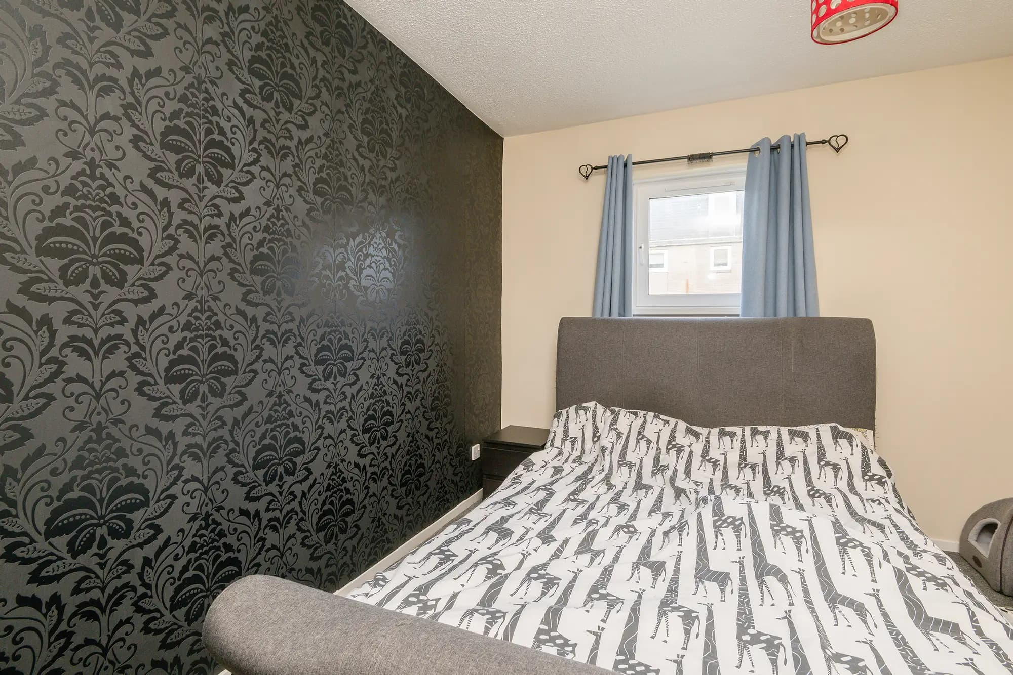 property photo 10 of 15