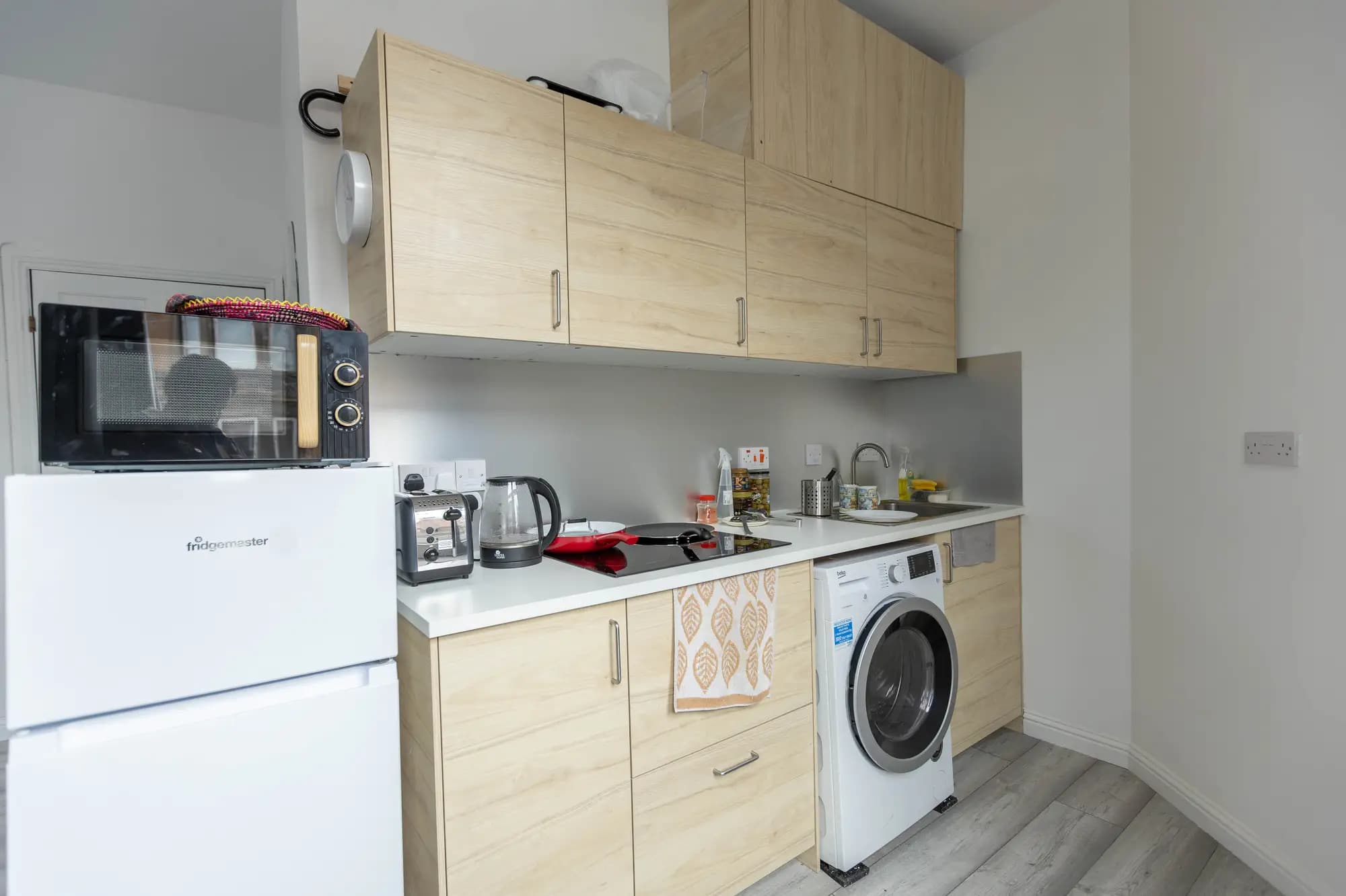 property photo 6 of 14