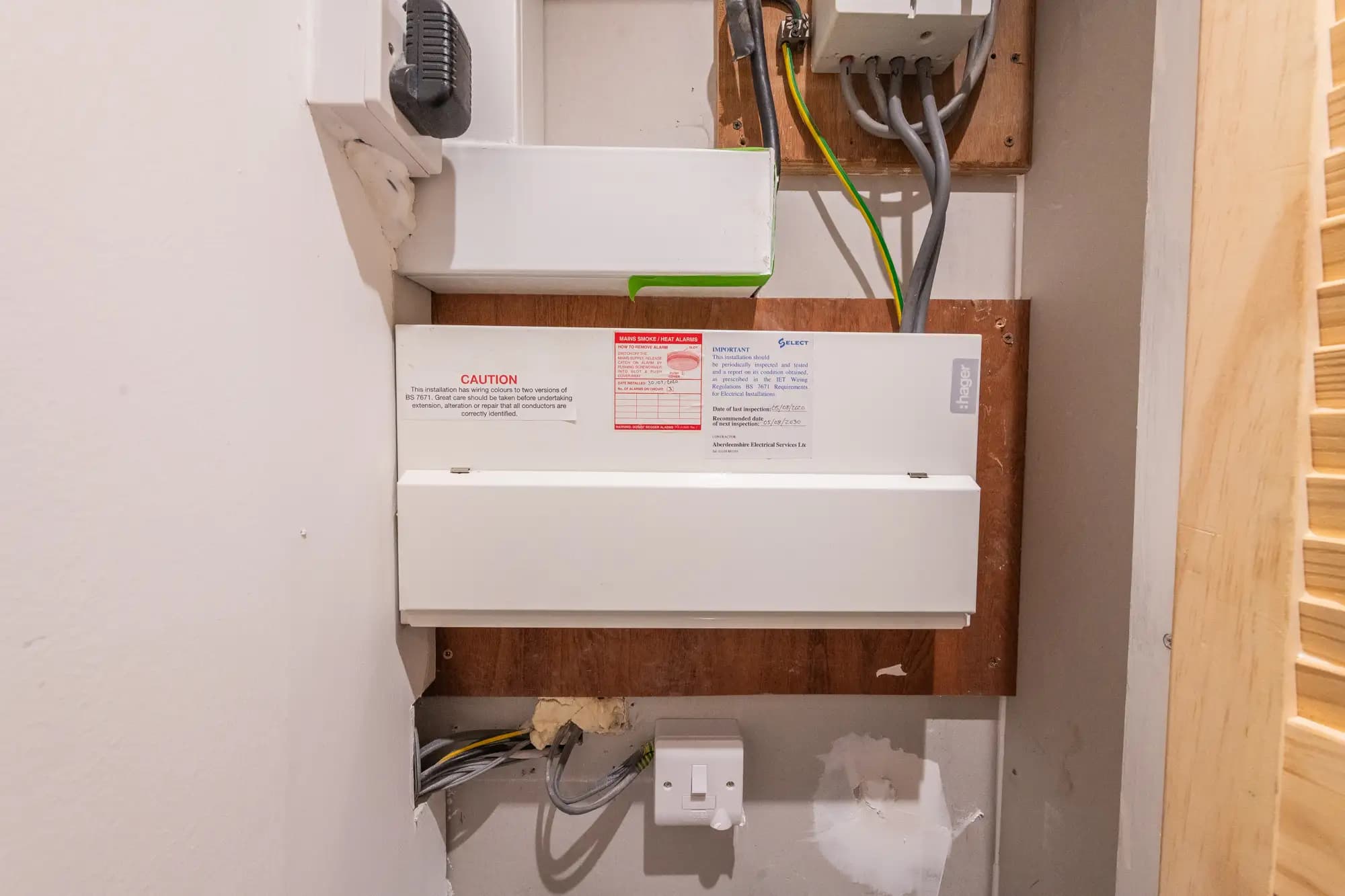 property photo 10 of 15