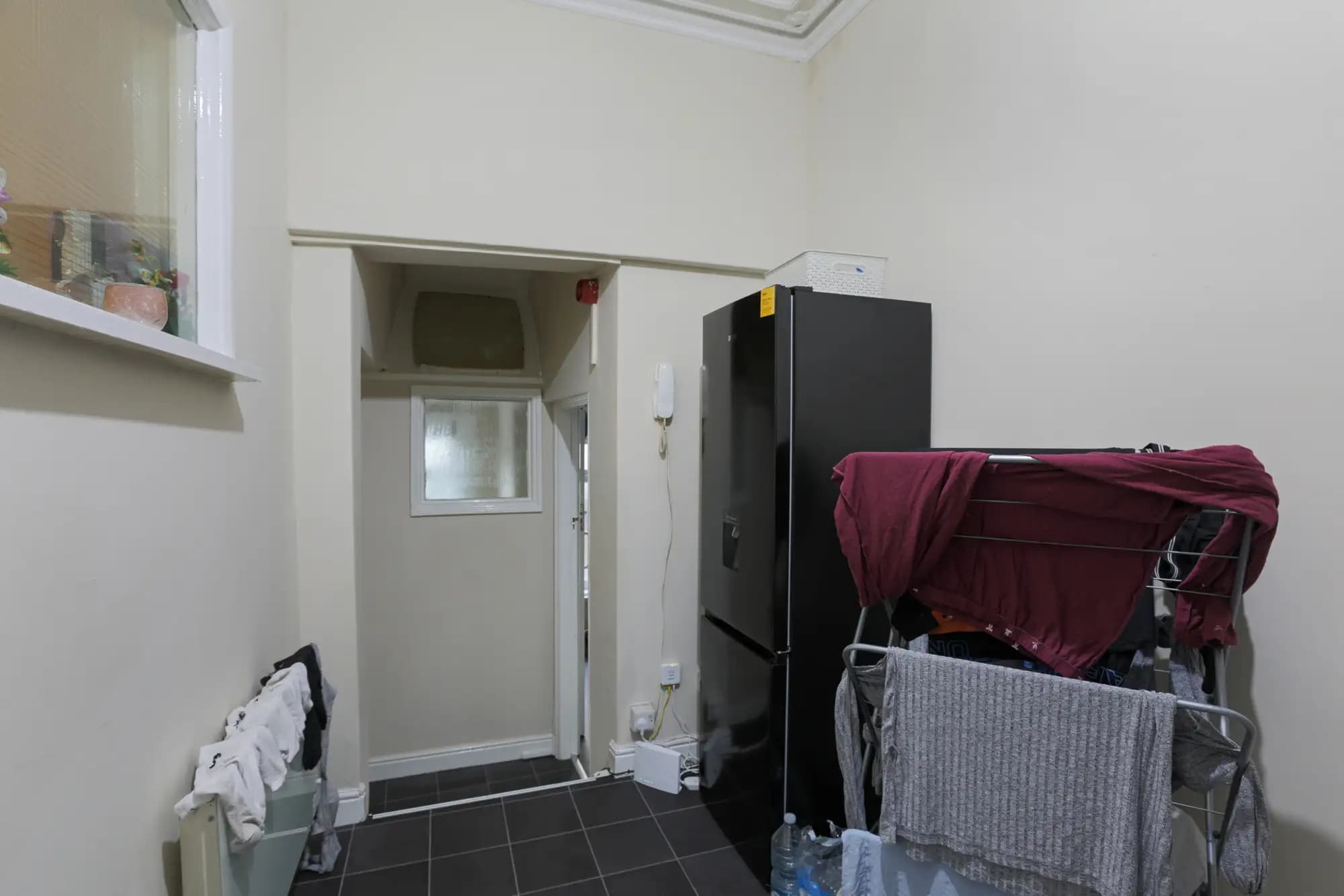 property photo 8 of 22