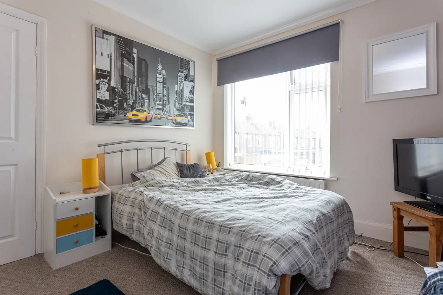 property photo 16 of 20