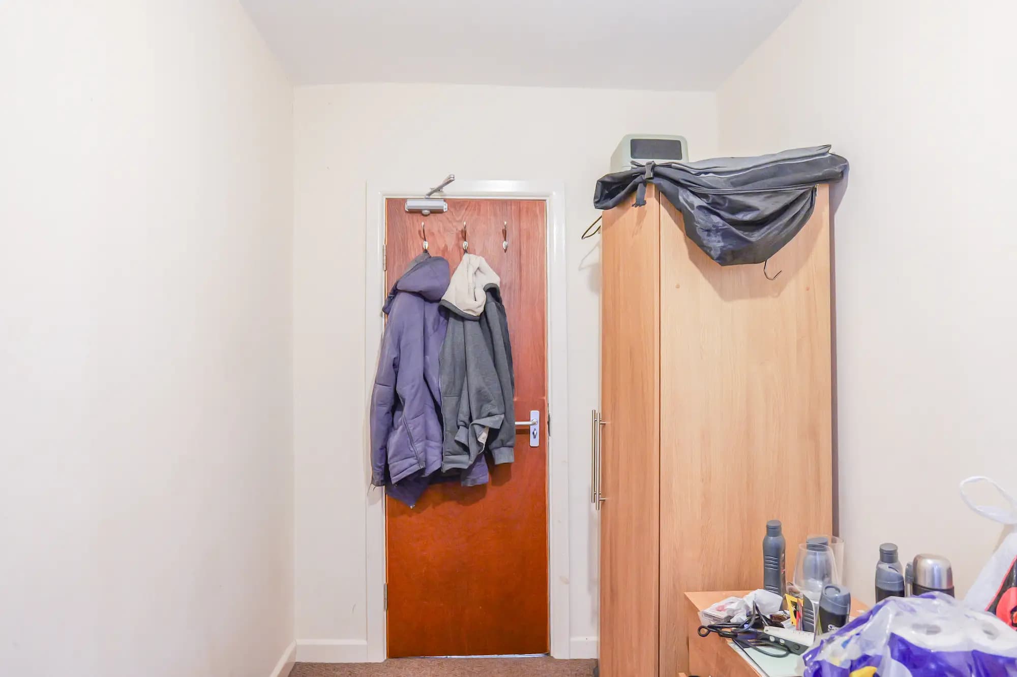 property photo 14 of 19