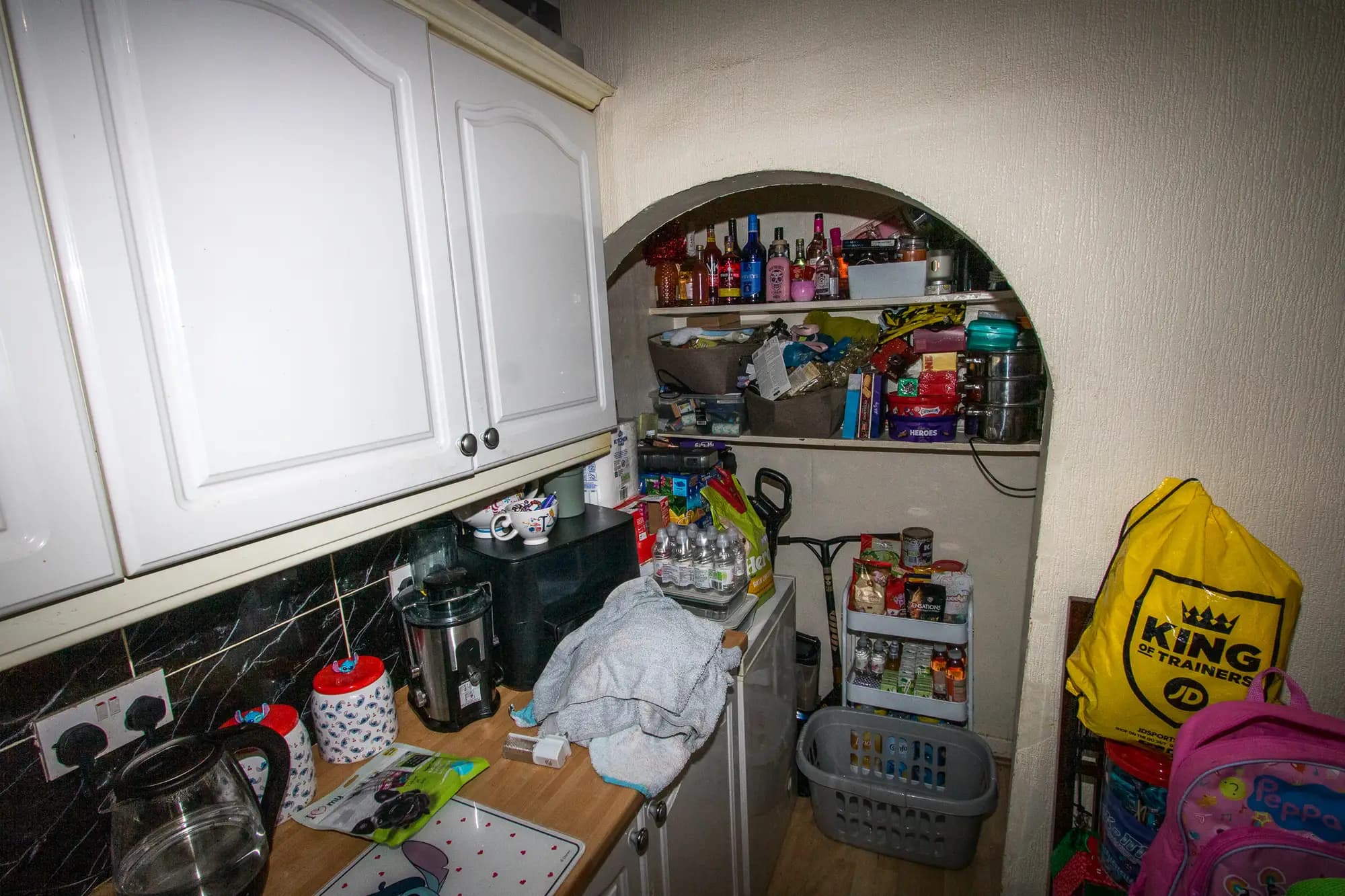 property photo 7 of 14