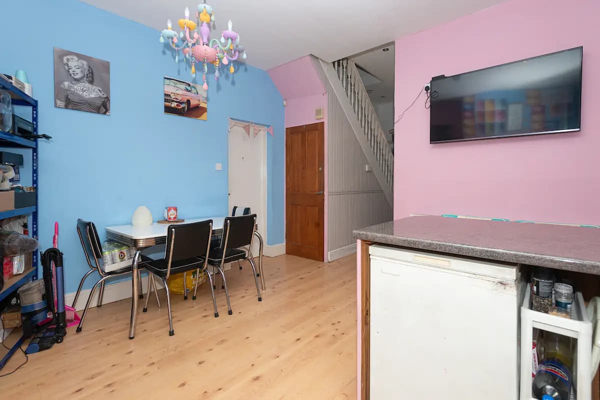 property photo 16 of 55