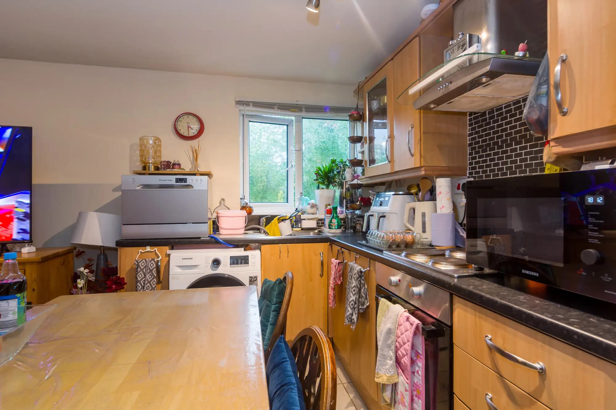 property photo 7 of 19