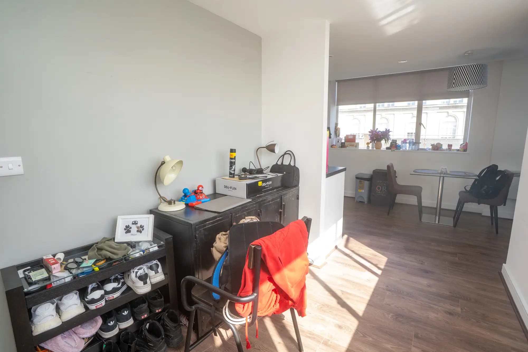 property photo 8 of 15