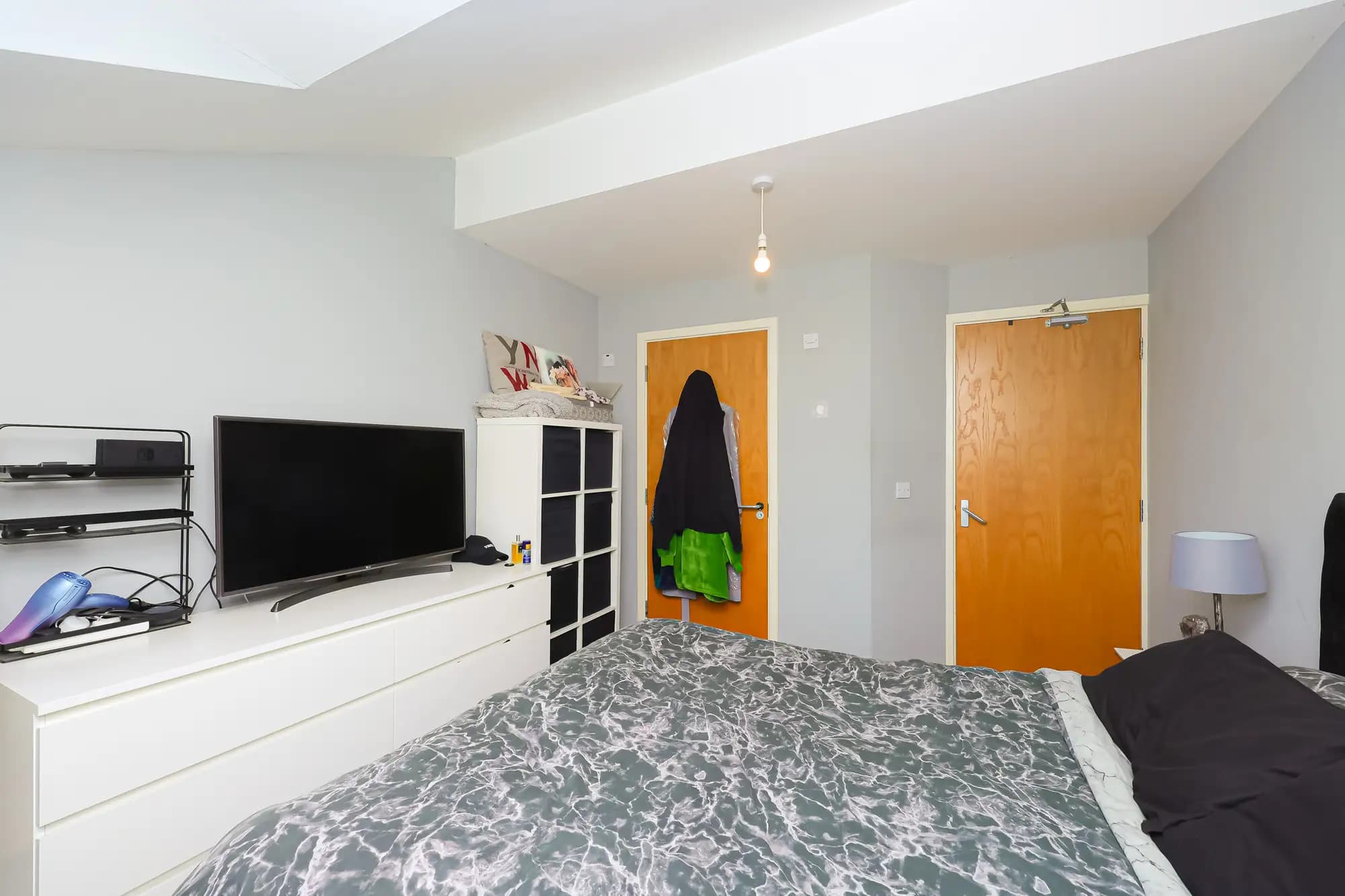 property photo 16 of 25