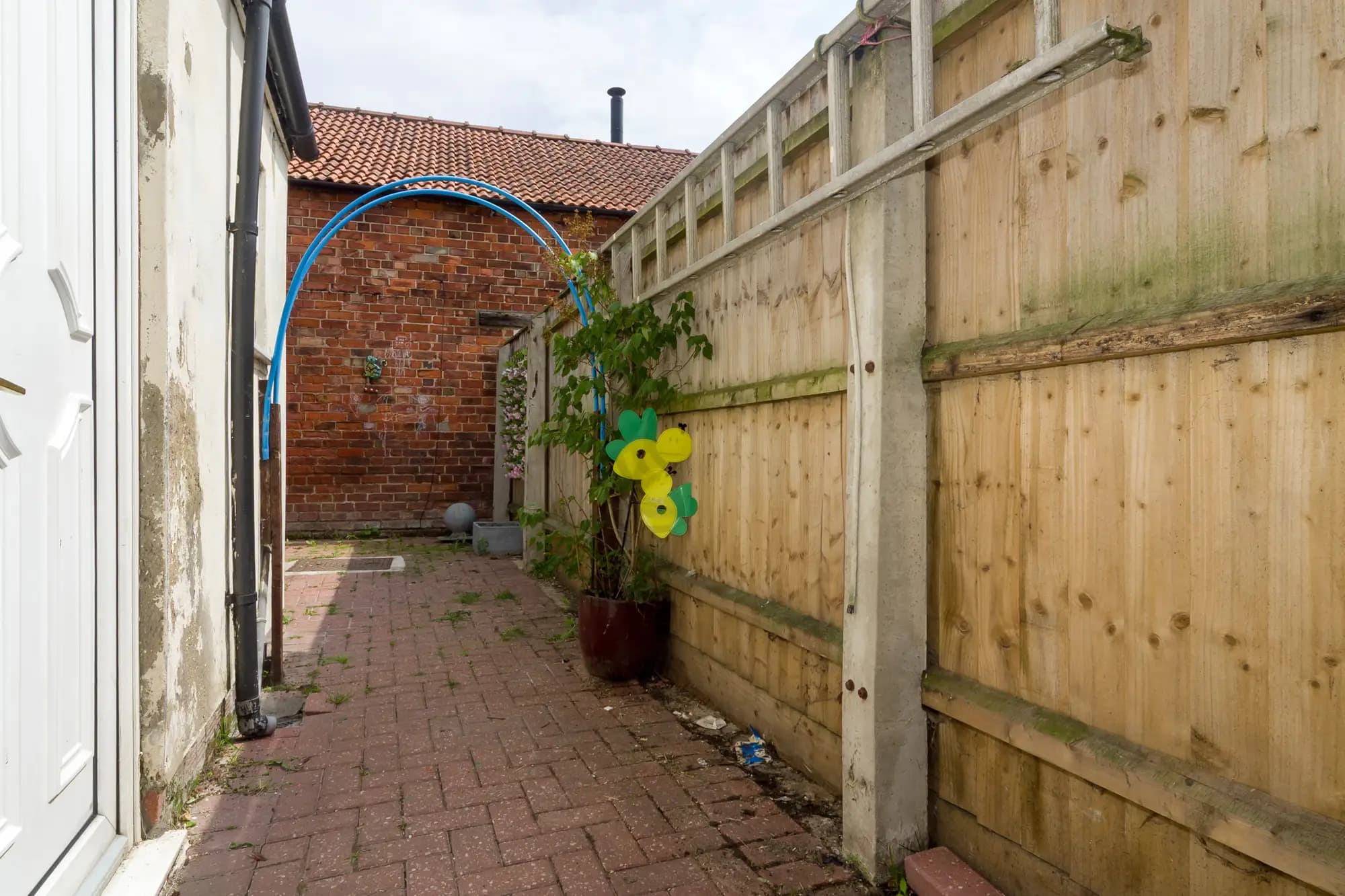 property photo 24 of 27