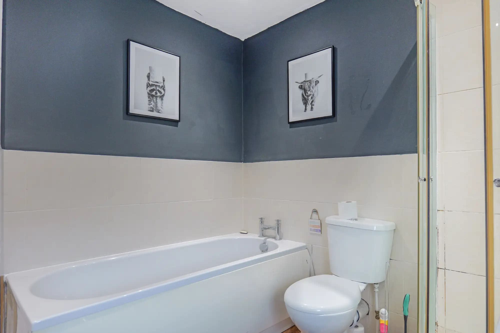 property photo 9 of 19